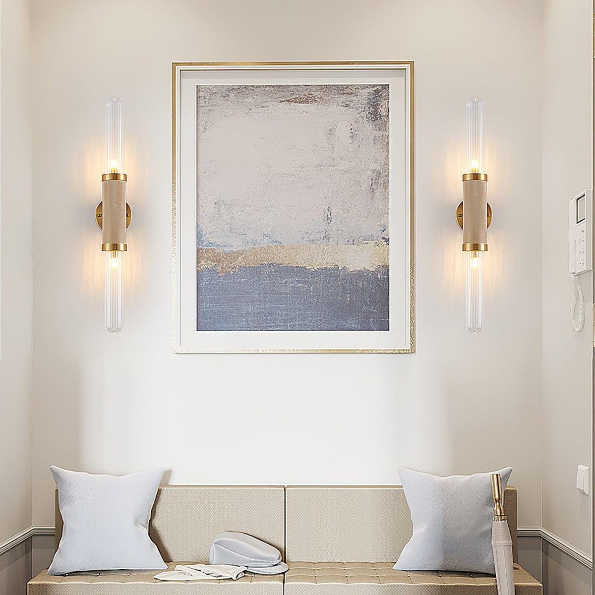 Alorira glazen wandlamp met kolomvorm in Noordse kunststijl