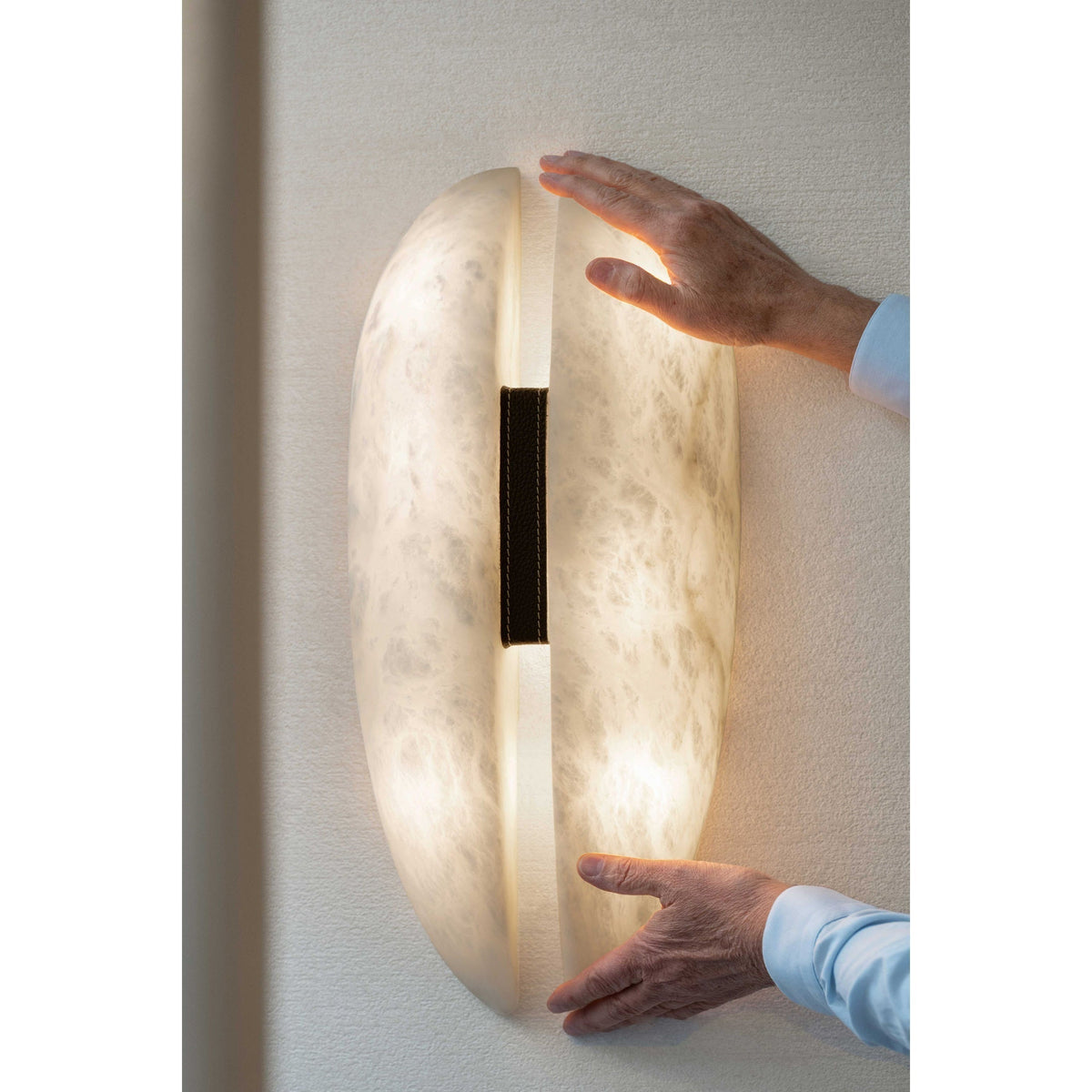 Viraaaria wandlamp