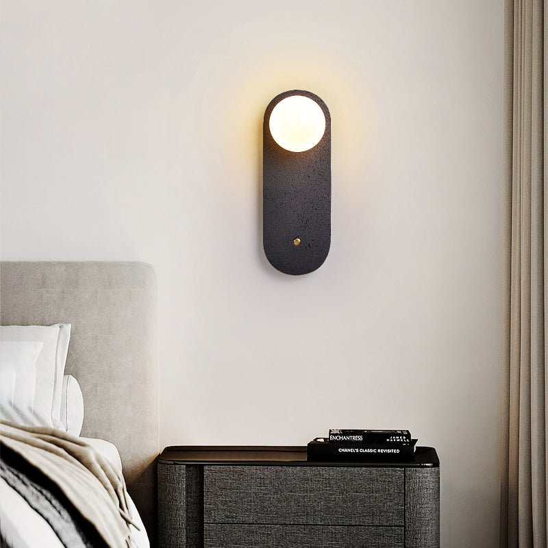 Taveella zwarte wandlamp in travertin