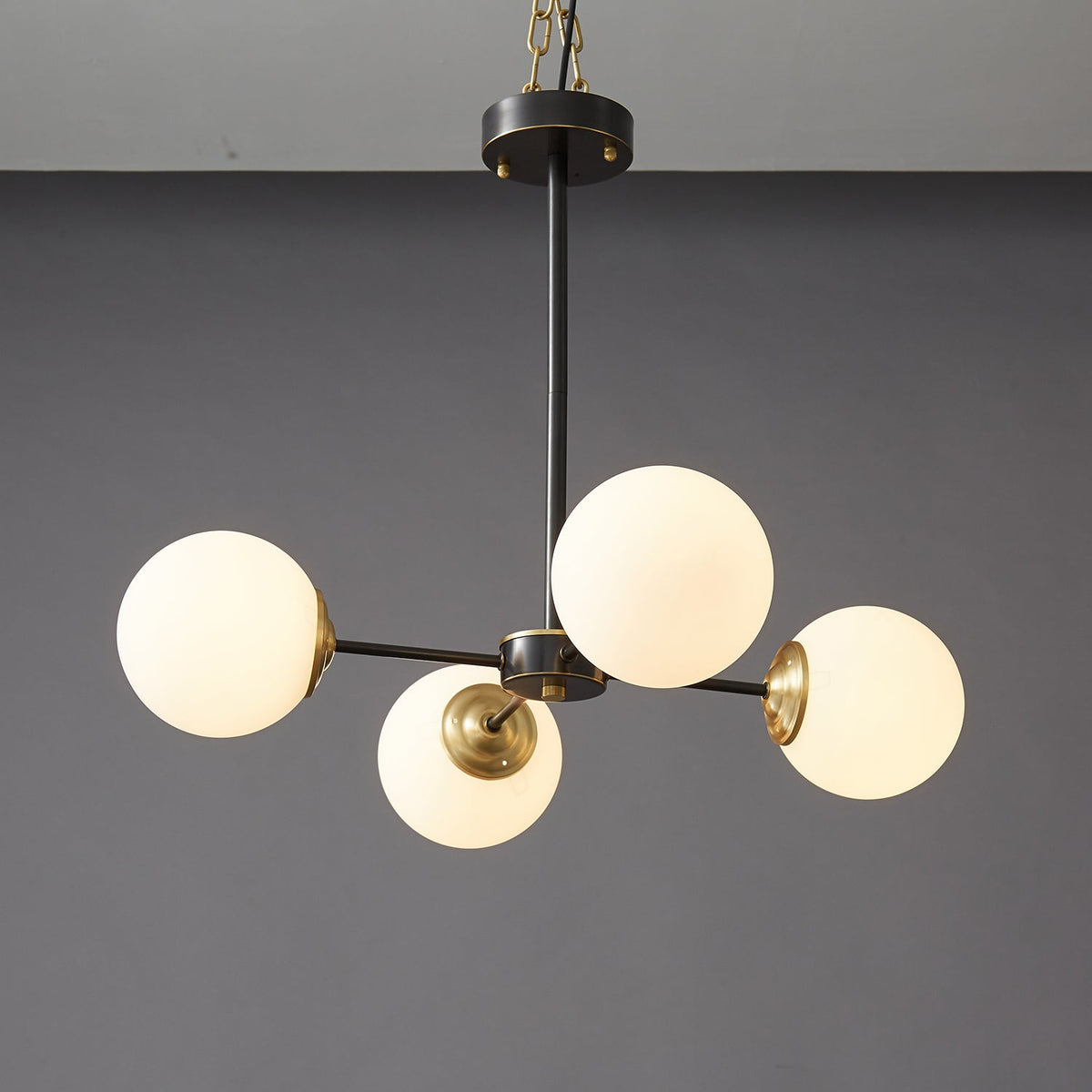 Catalos Moderne Premium Orb Kroonluchter van messing en glas