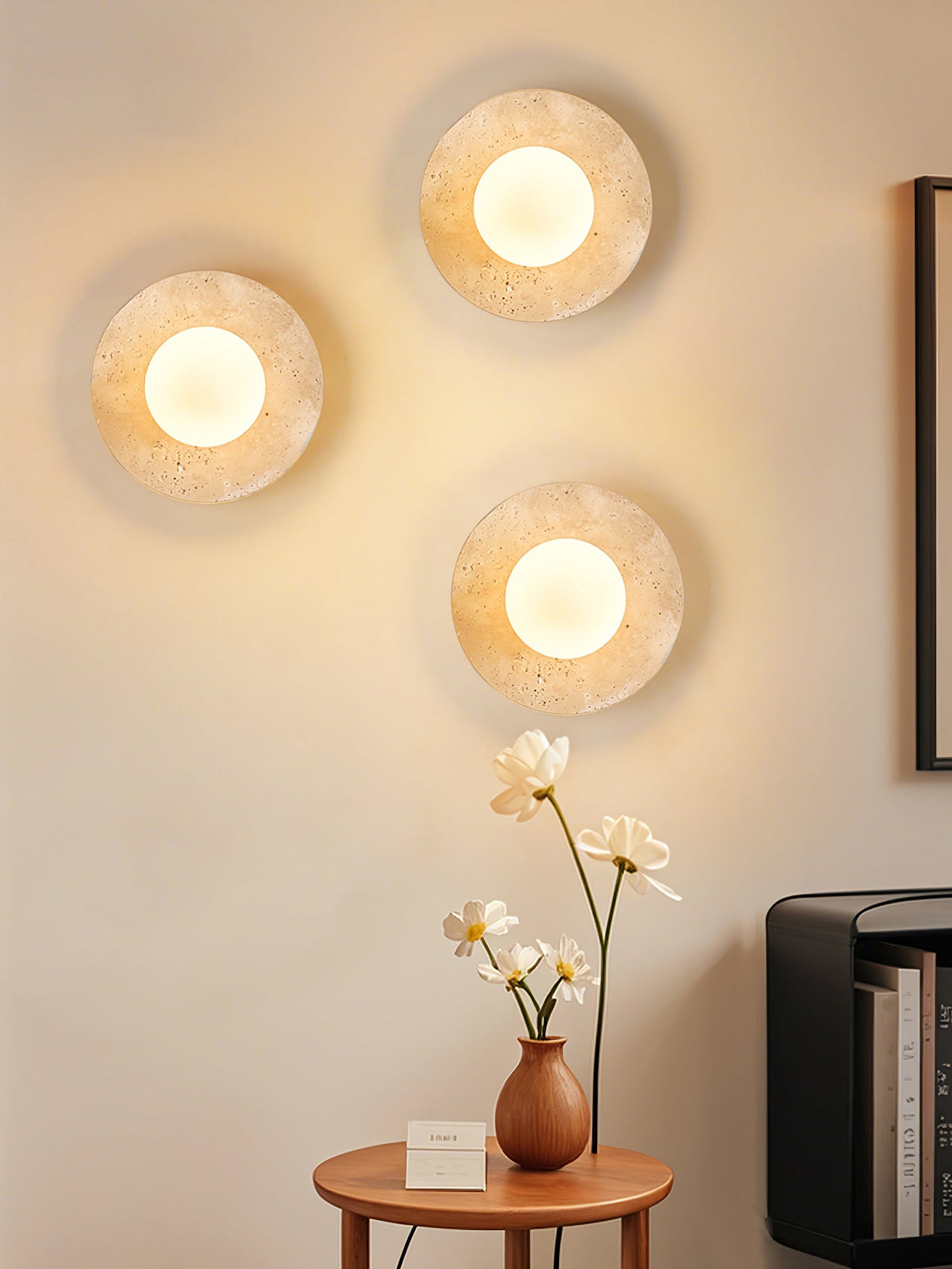 Sereella plafondlamp in travertin