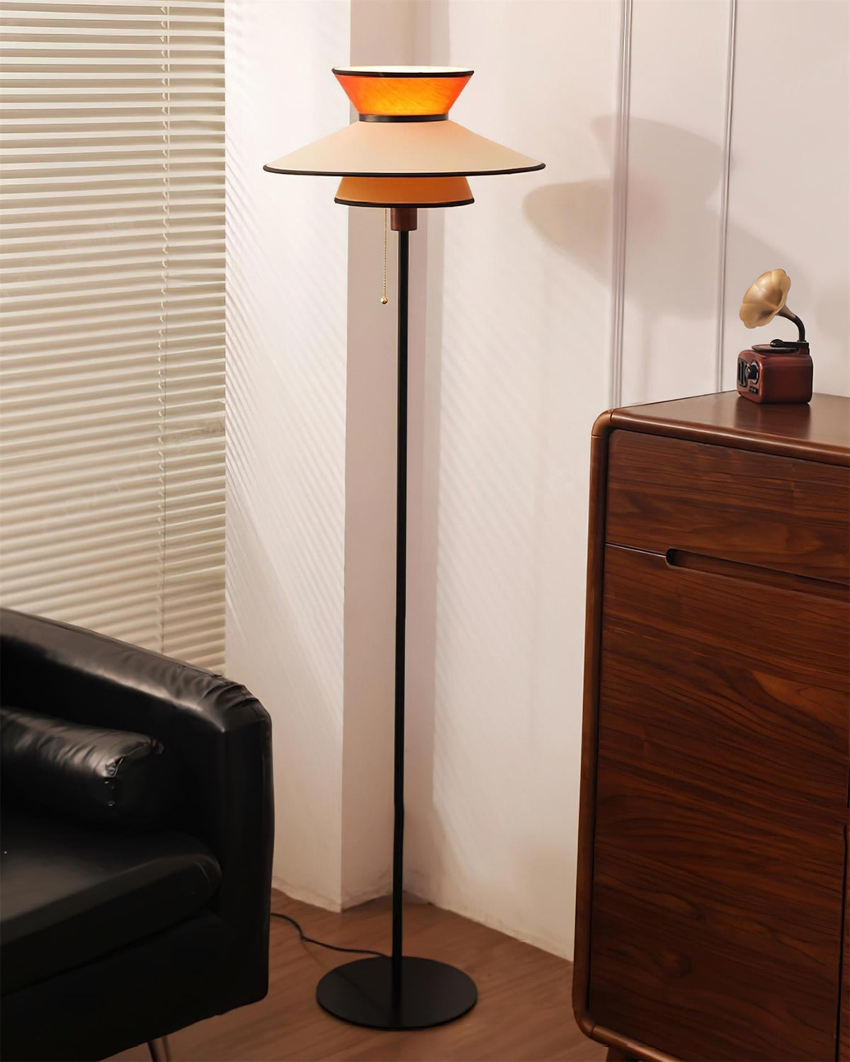 Oreliriella vloerlamp