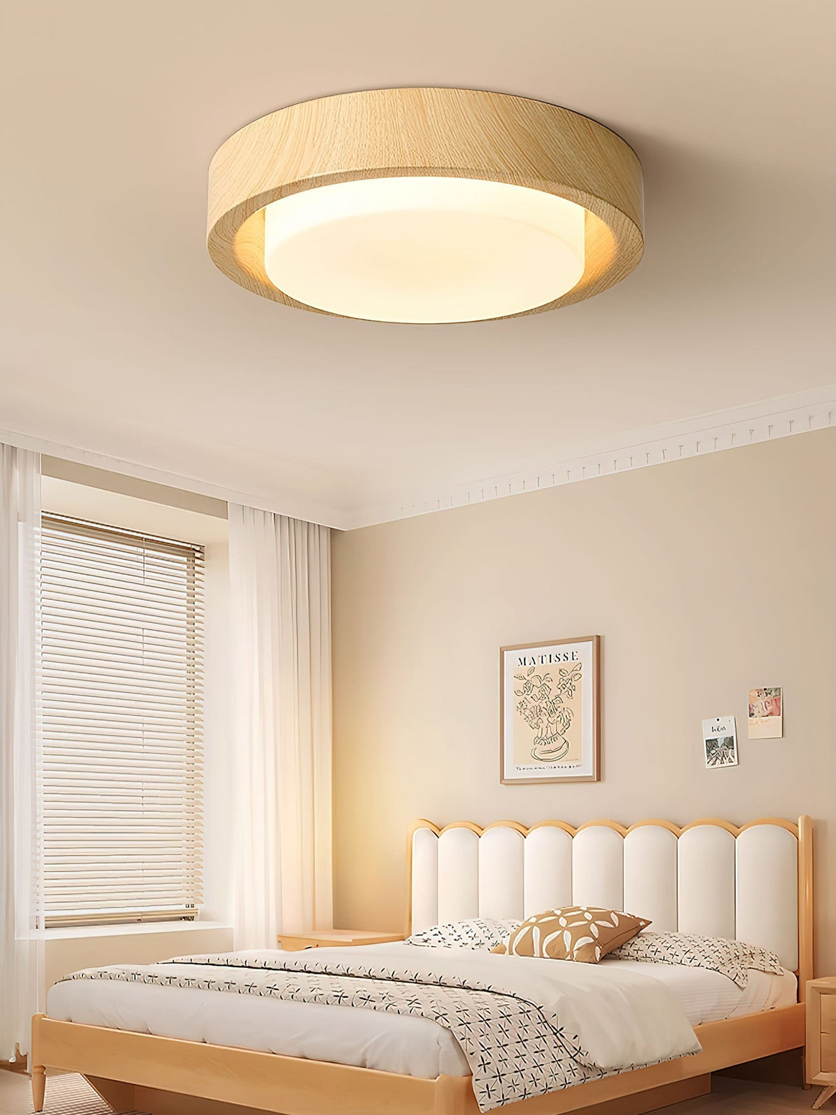 Sylaeon Minimalistische plafondlamp van walnoothout