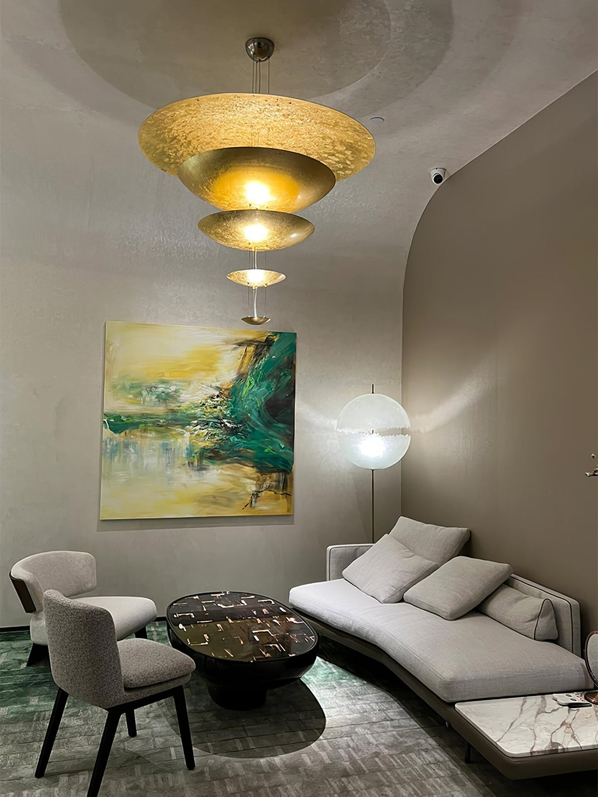 Phelion gelaagde hanglamp van goudfolie