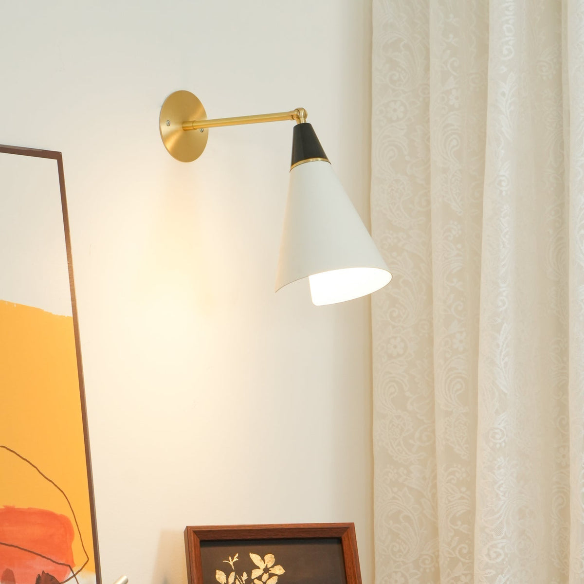 Orieiella Moderne minimalistische wandlamp van messing