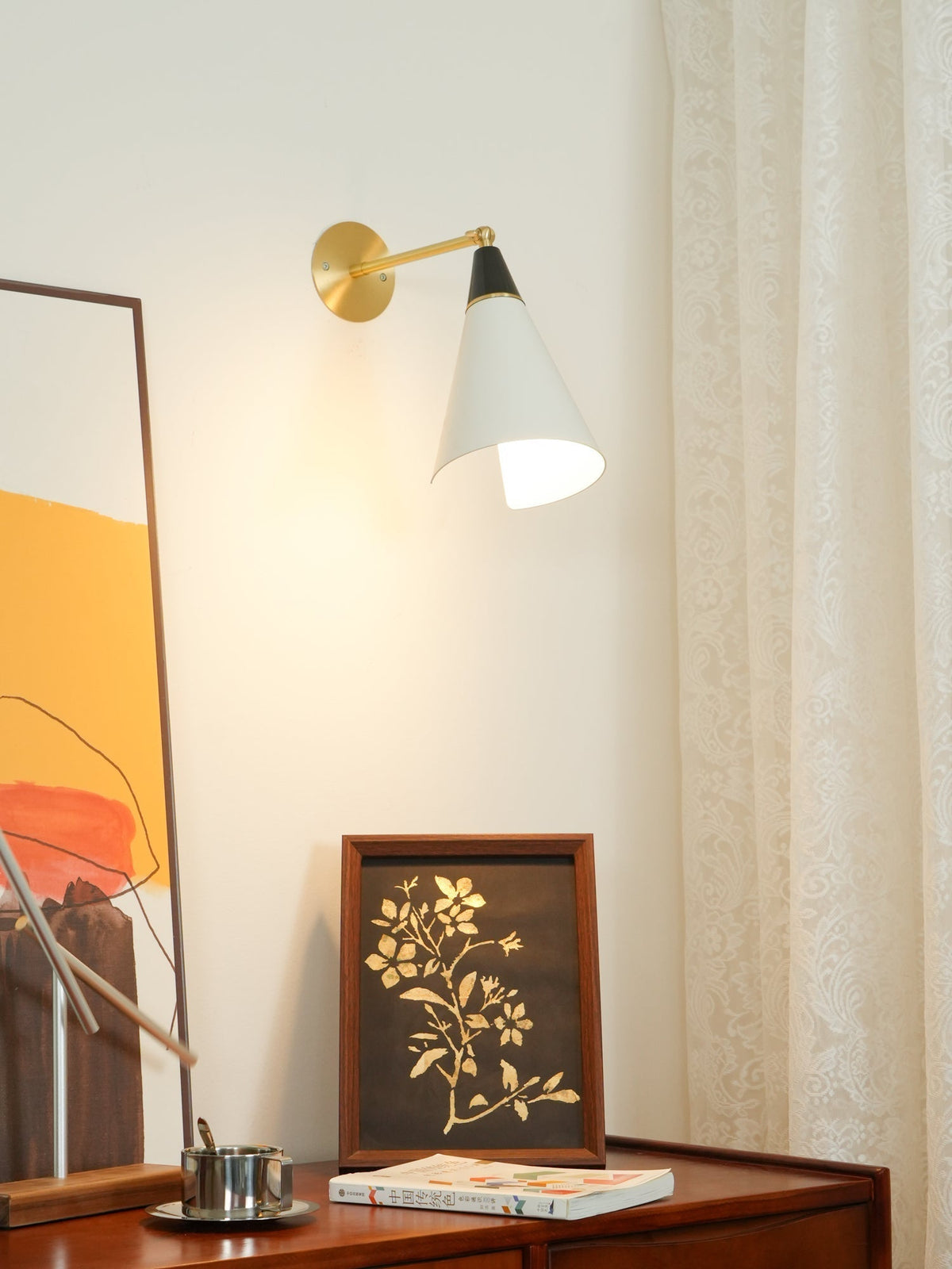 Orieiella Moderne minimalistische wandlamp van messing