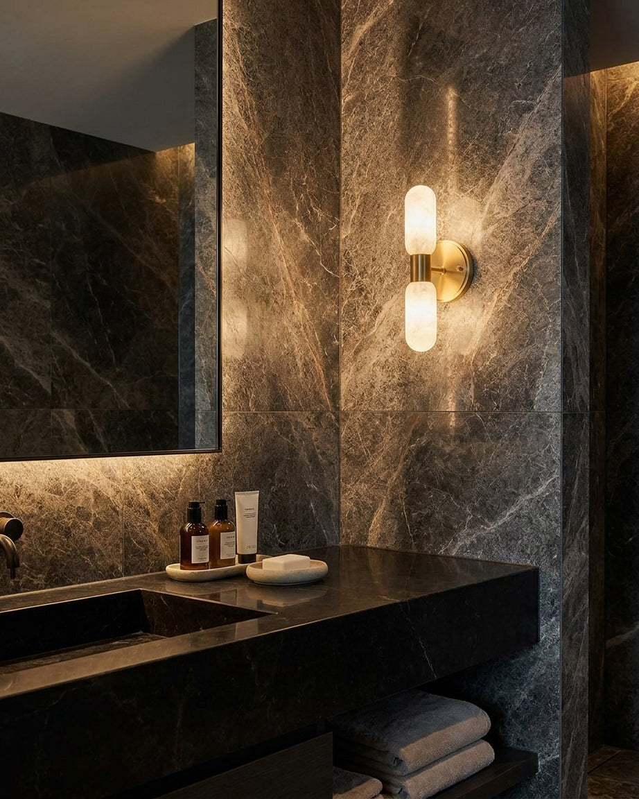 Odilia albasten wandlamp