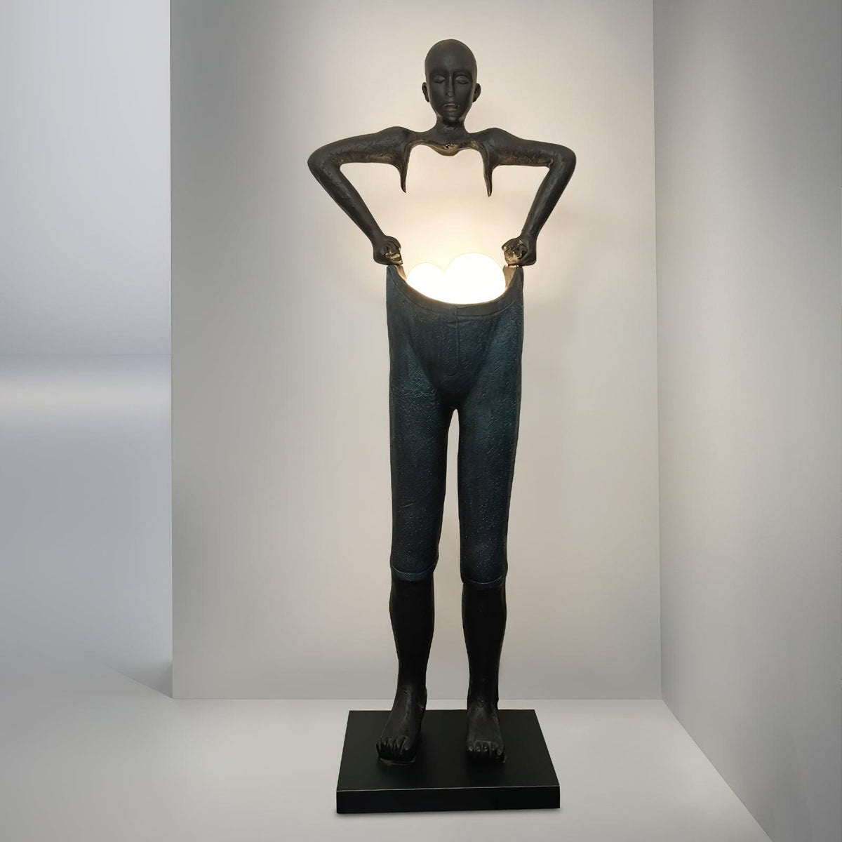 Aveneia vloerlamp