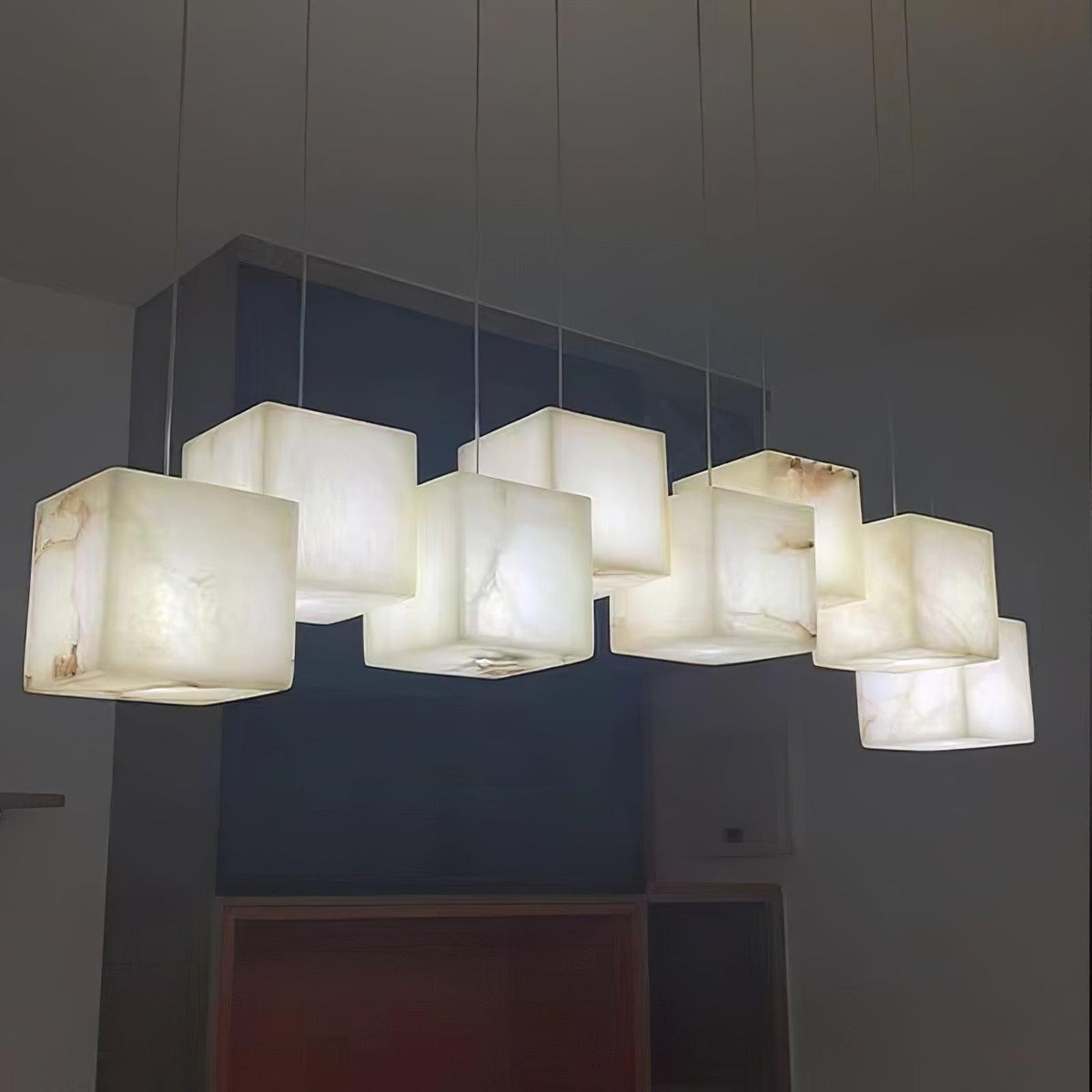 Develo Minimalistische hanglamp met kroonluchter in albast
