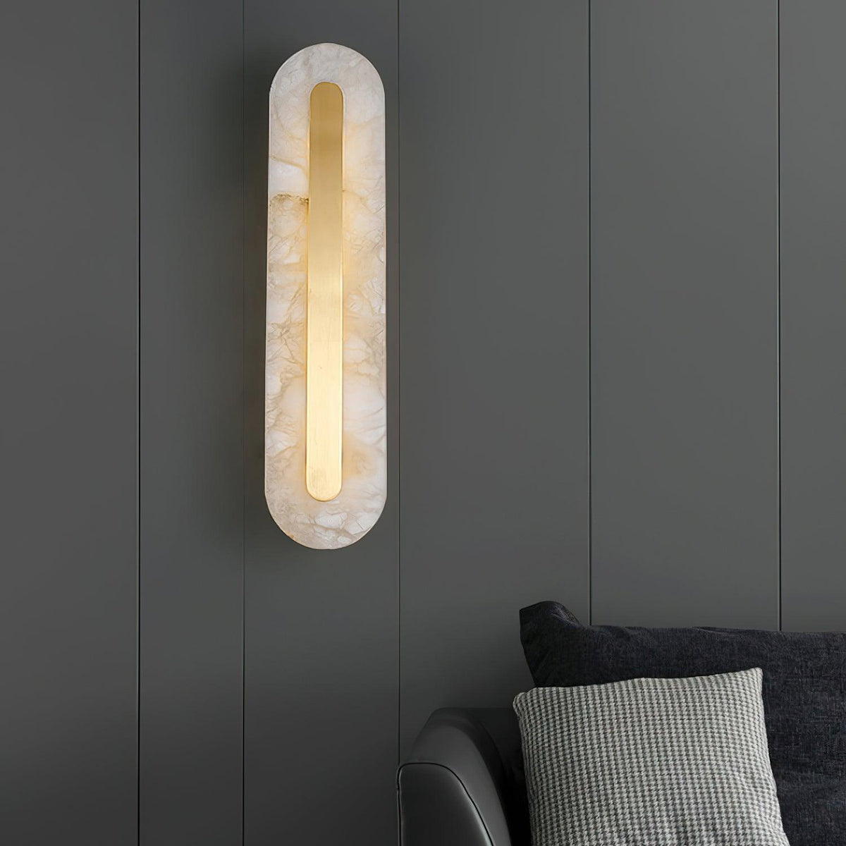 Selvia Minimalistische wandlamp van albast