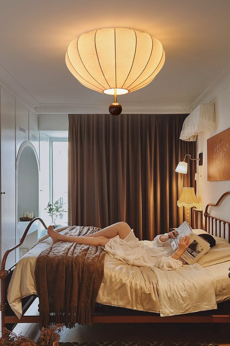 Rinelora plafondlamp van walnoothout en beige stof