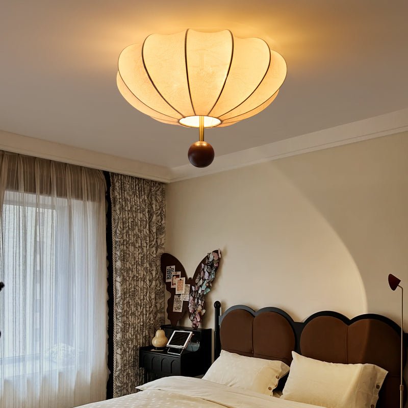 Rinelora plafondlamp van walnoothout en beige stof