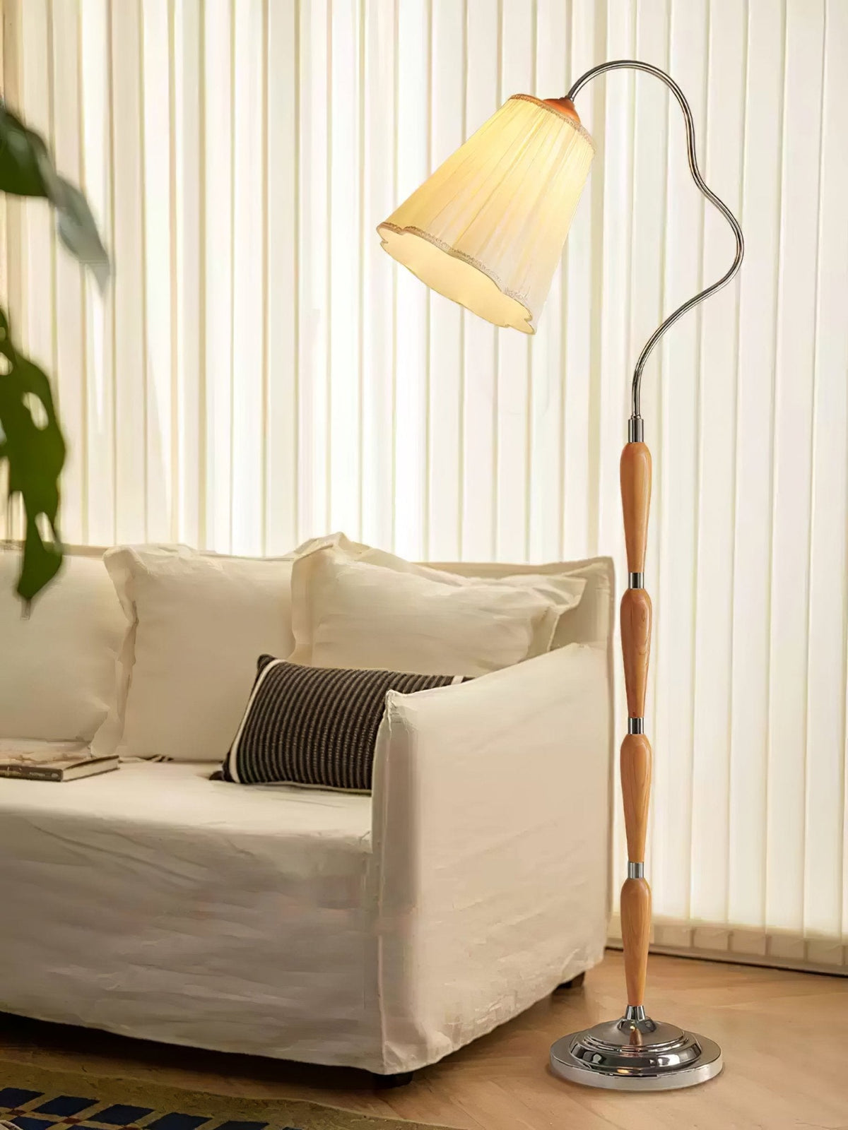 Foster Vintage Houten vloerlamp