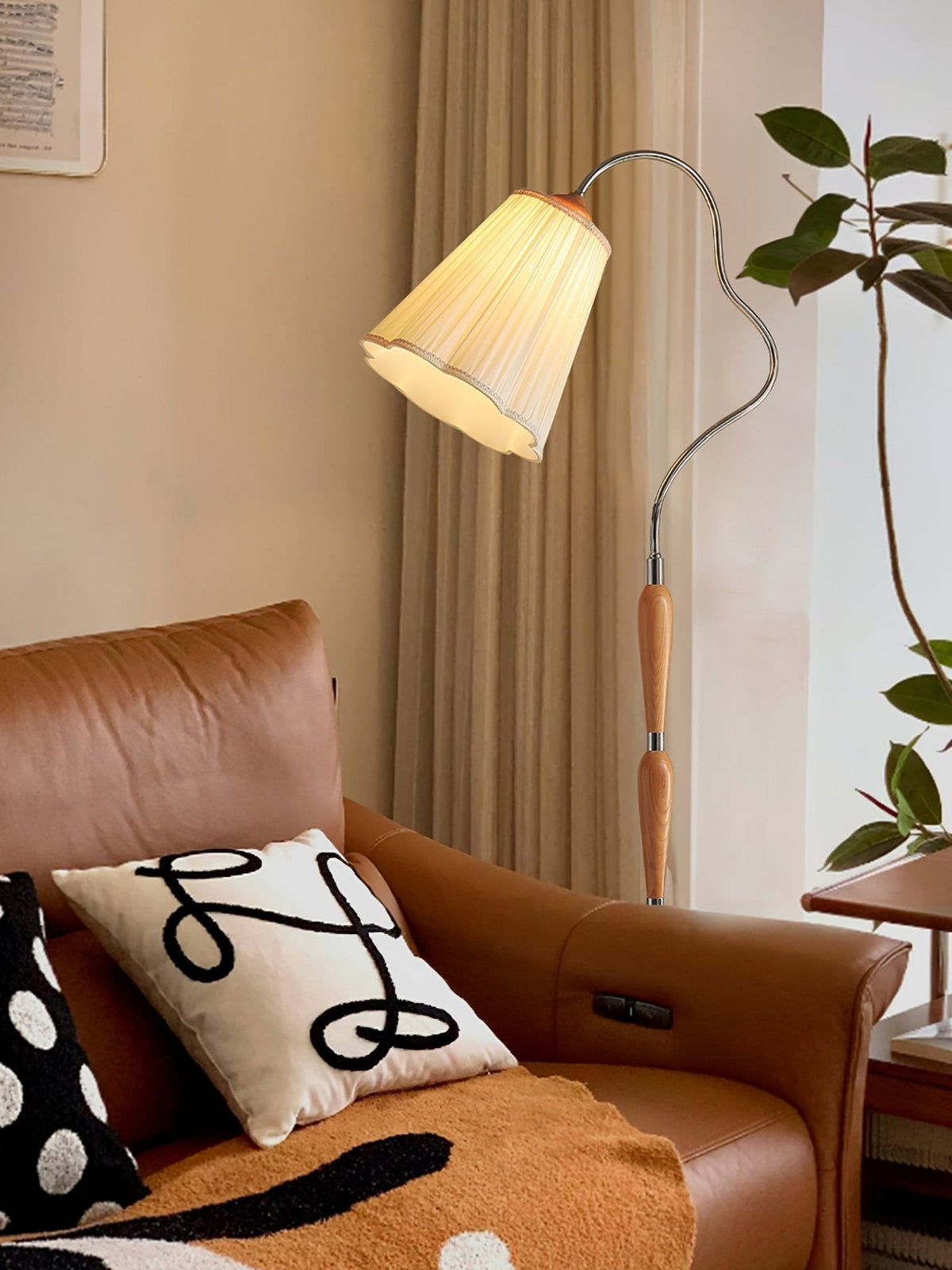 Foster Vintage Houten vloerlamp
