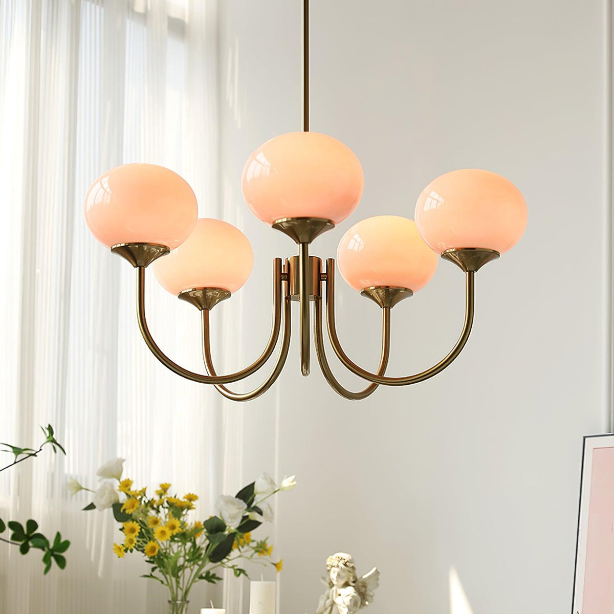 Velenian Kroonluchter met Roze Glazen Bolletjes Goud