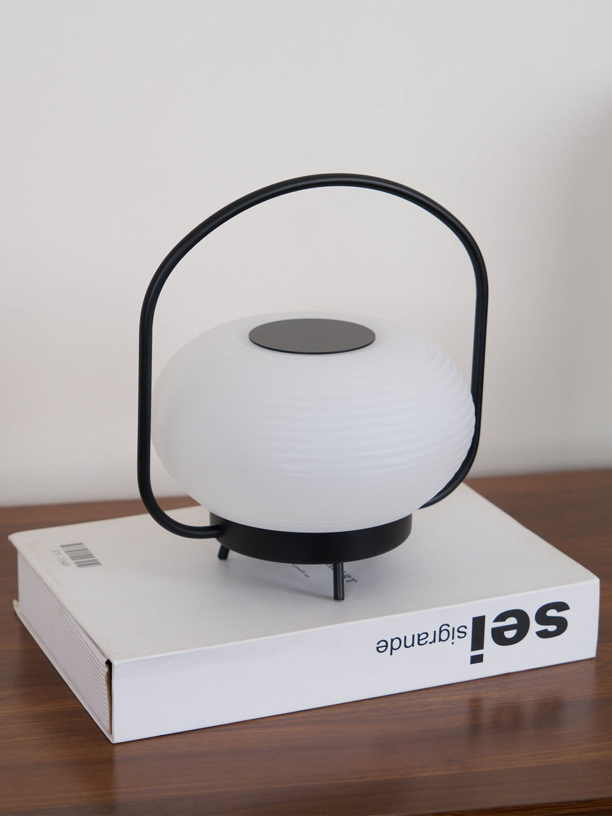 Saelan minimalistisch tafellamp