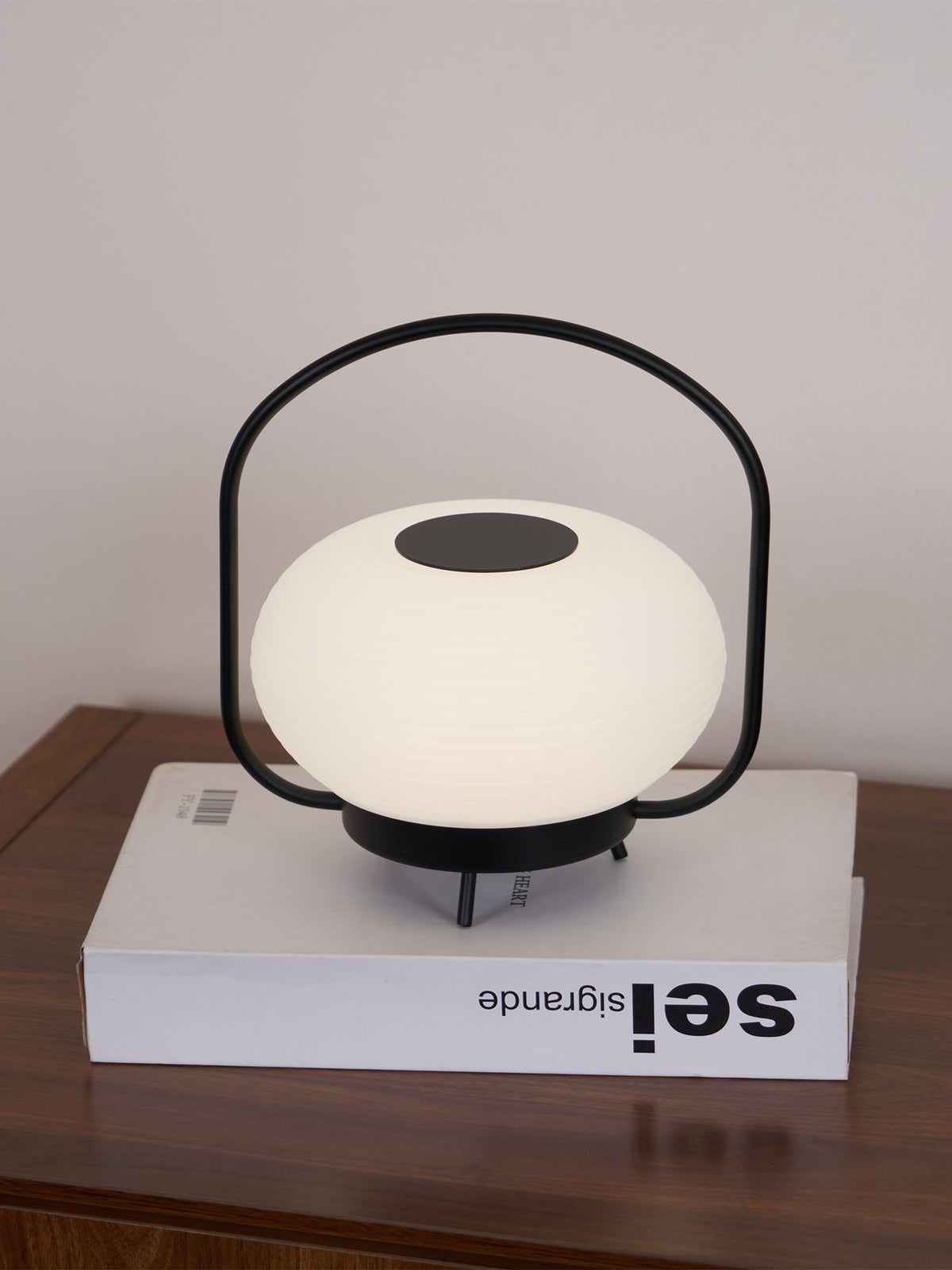 Saelan minimalistisch tafellamp