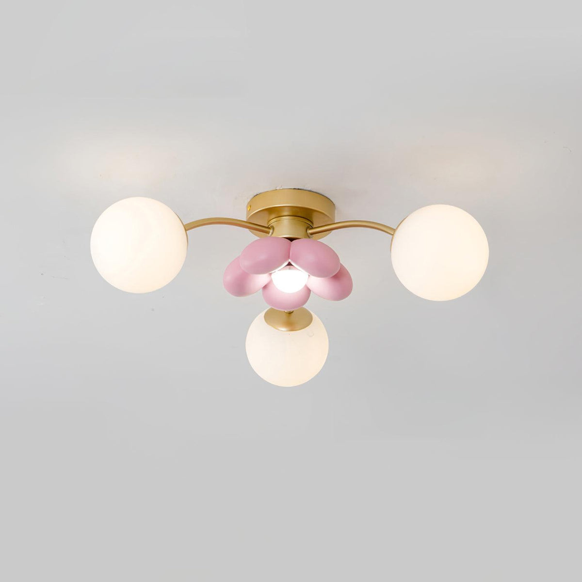 Nirox plafondlamp met Roze Bloemblaadjes
