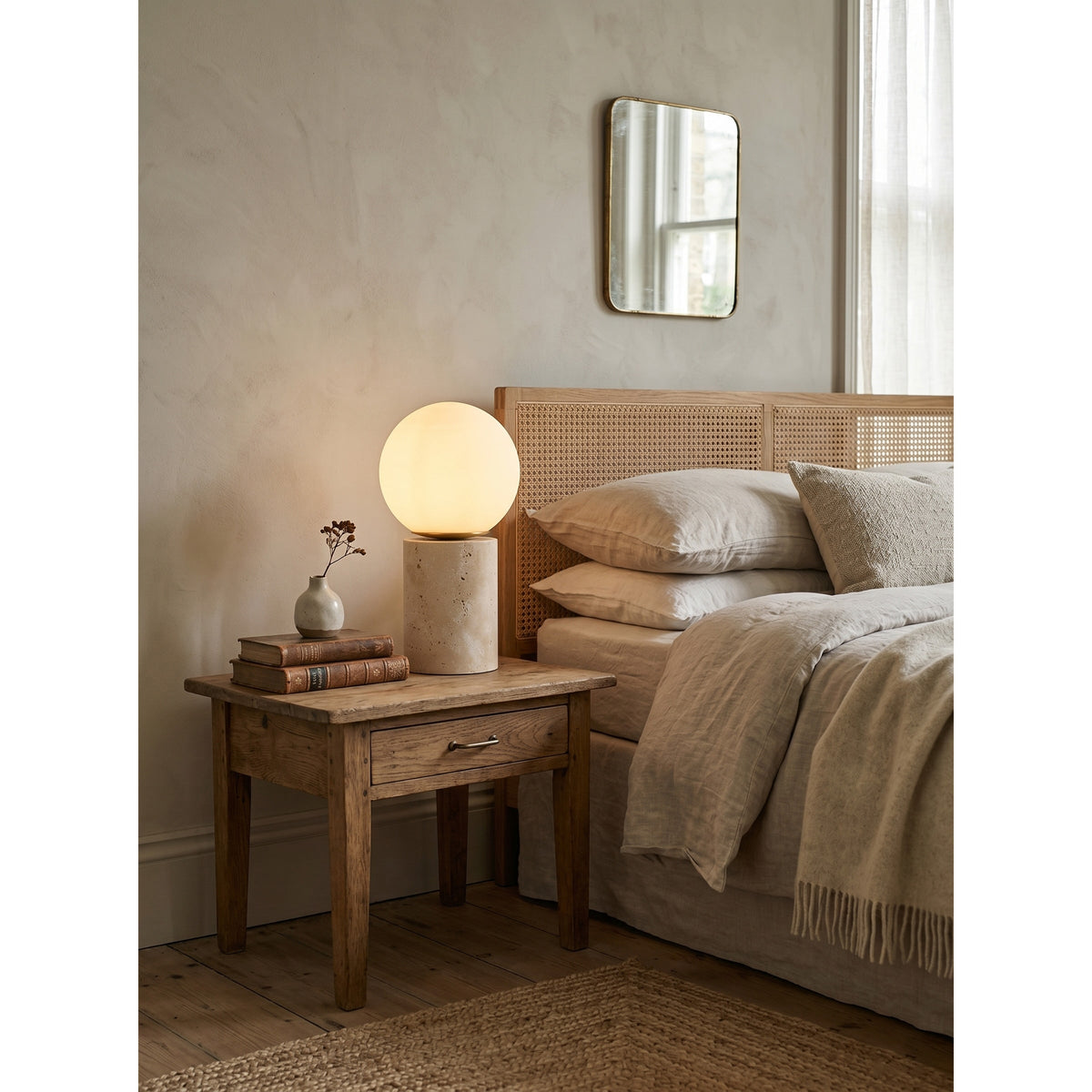 Norinise travertin tafellamp Beige