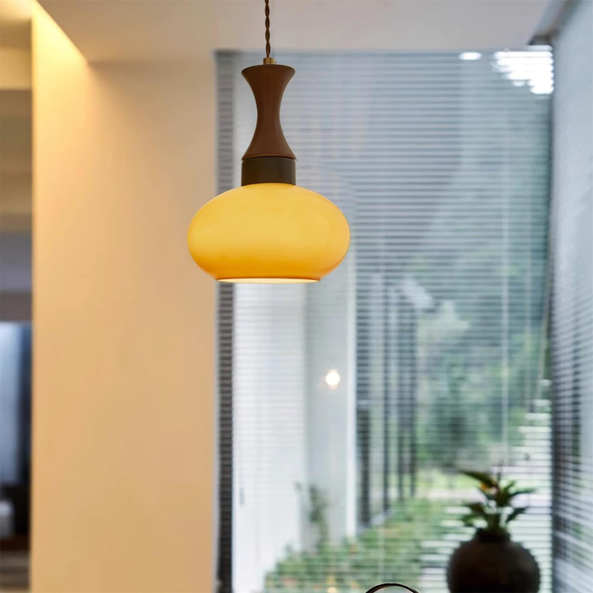 Chara hanglamp met stekker in bruin