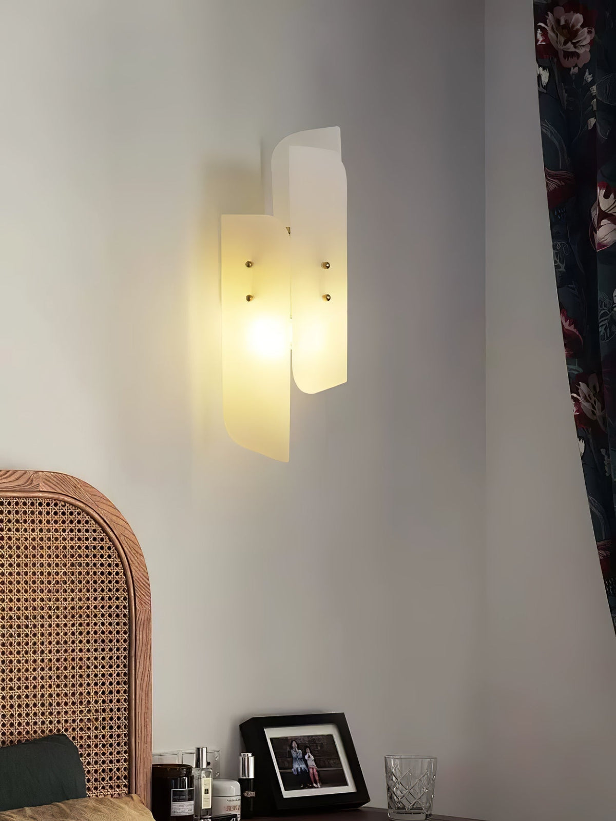 Eiroette albasten wandlamp