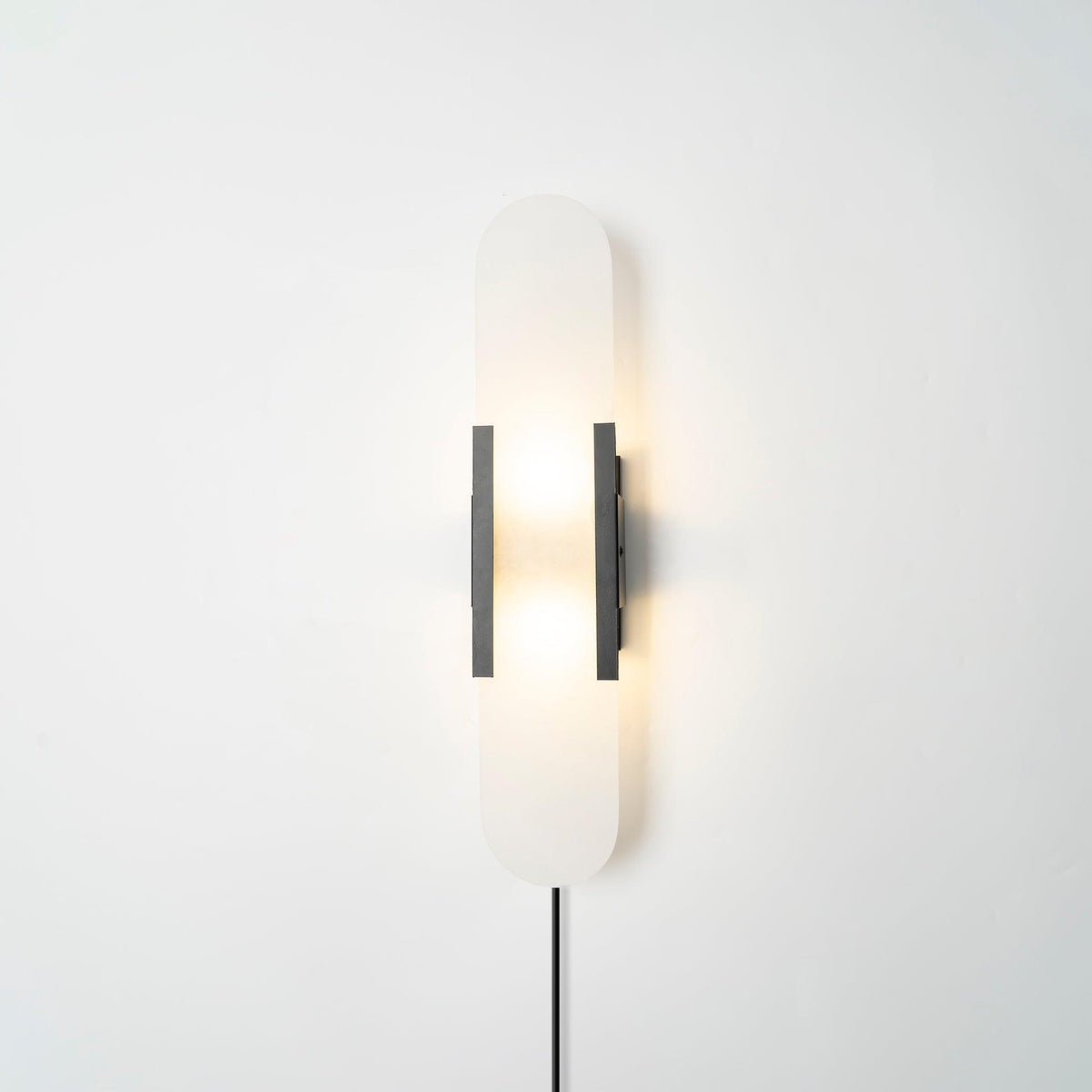 Bano Oblong albasten wandlamp met stekker