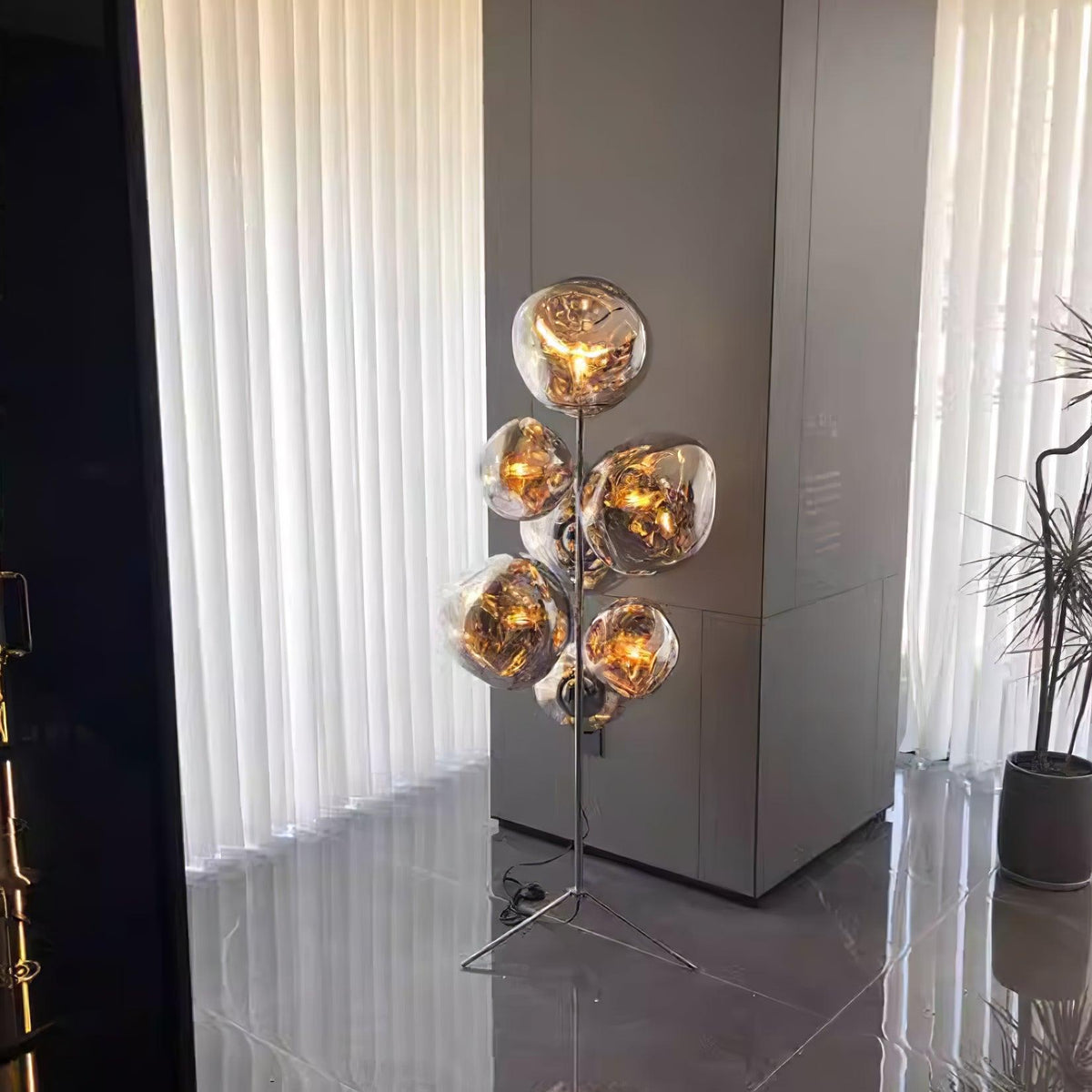Calalielle vloerlamp