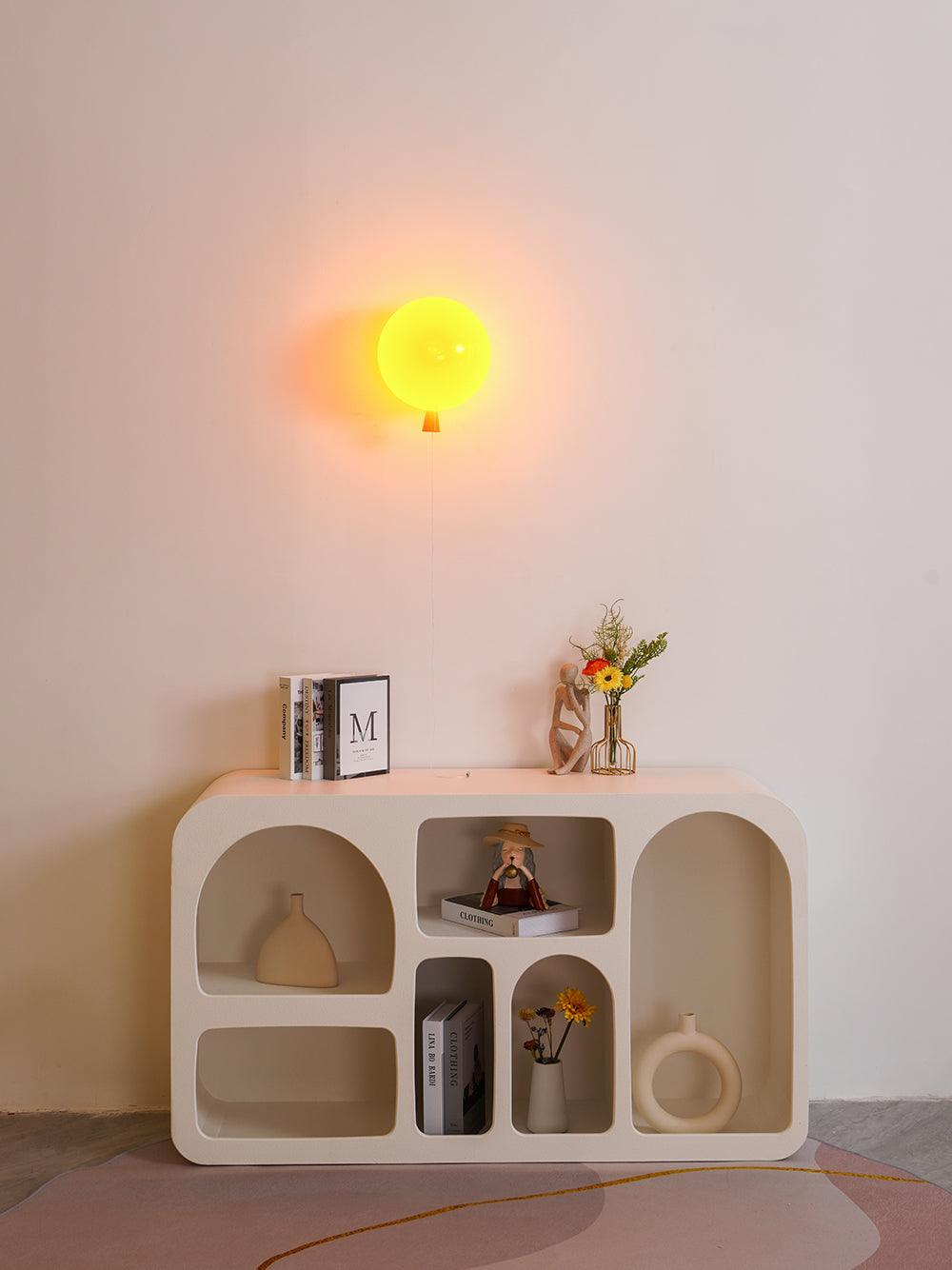 Kiri Vrolijk Dromerige ballonnen Kunststof Wandlamp