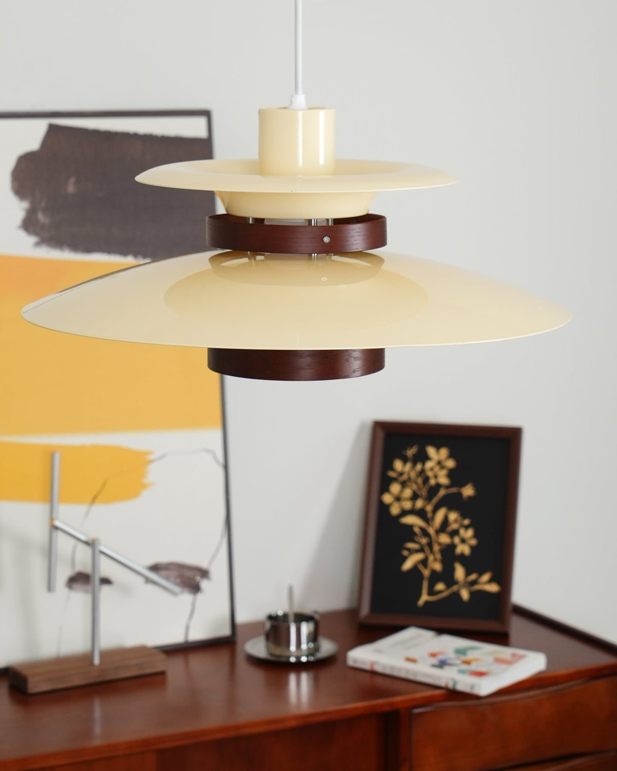 Sylelenne hanglamp van hout en staal
