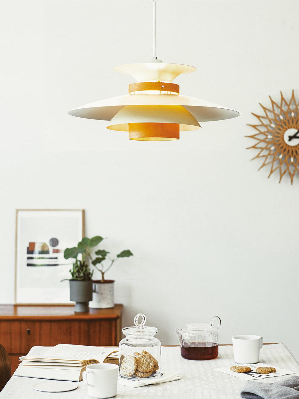 Sylelenne hanglamp van hout en staal