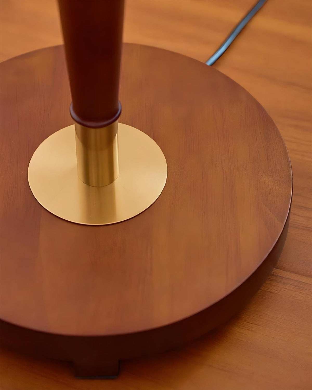 Orelaette vloerlamp