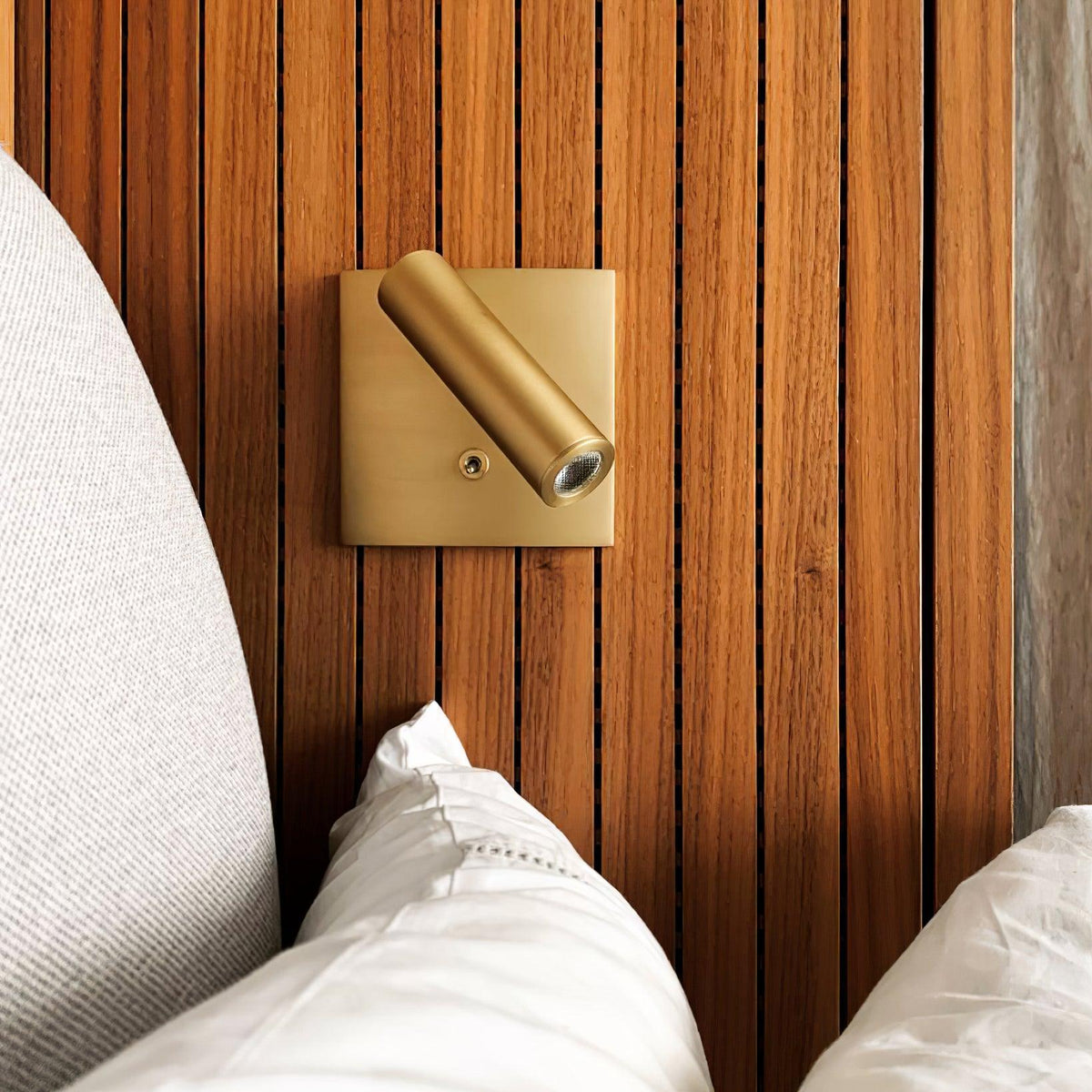 Teriiira Micro Square wandlamp met Schakelaar