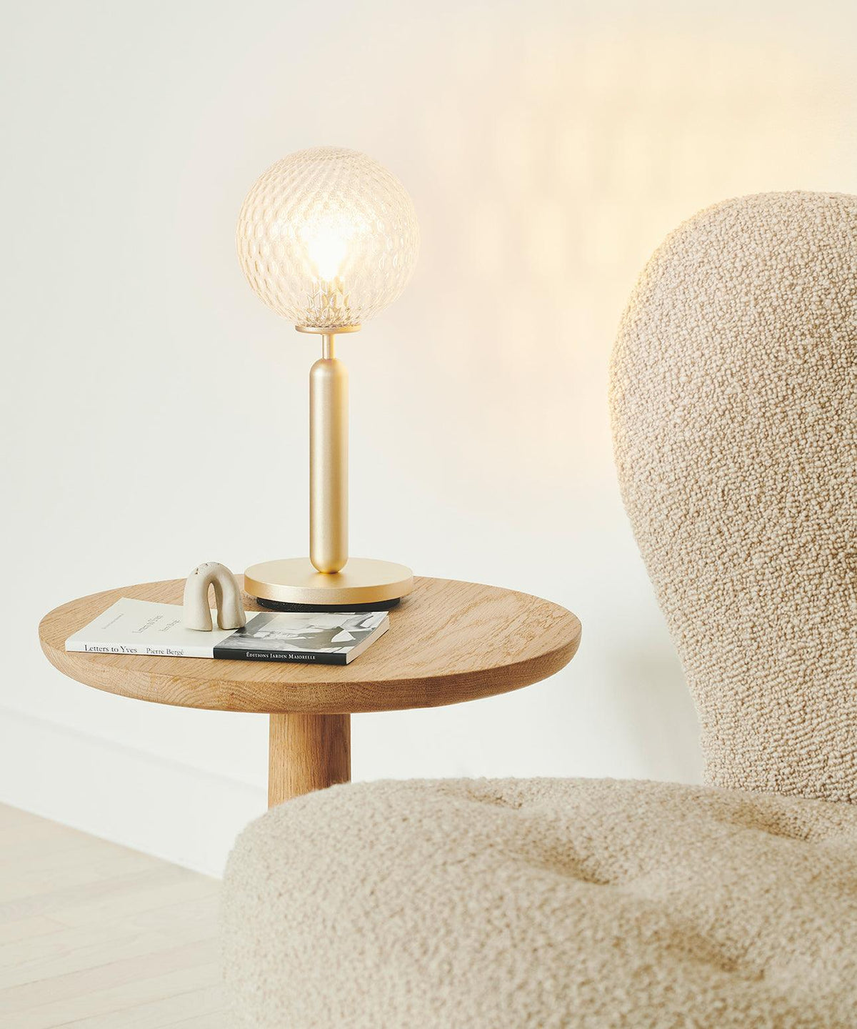 Eirelielle minimalistische tafellamp met glas