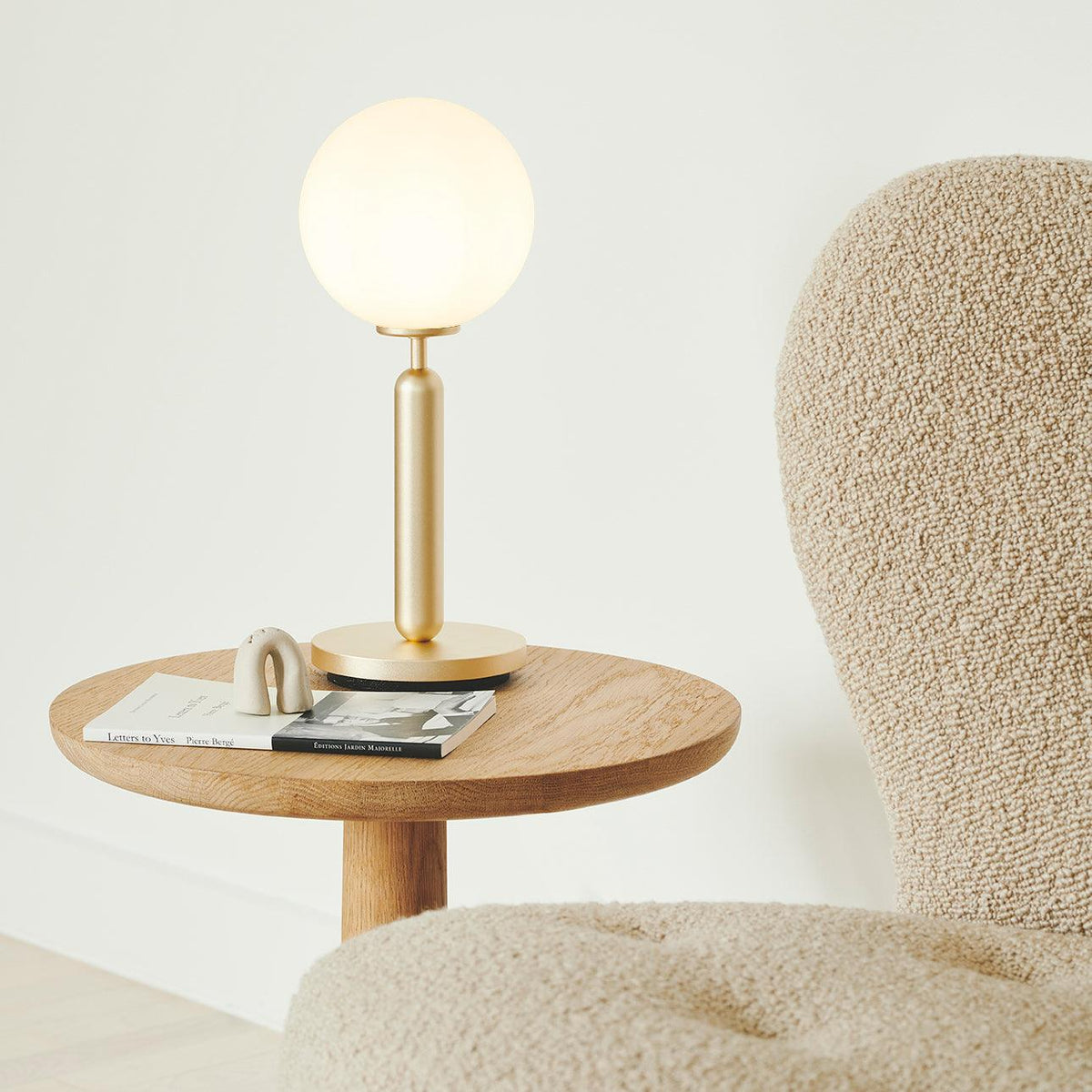 Eirelielle minimalistische tafellamp met glas