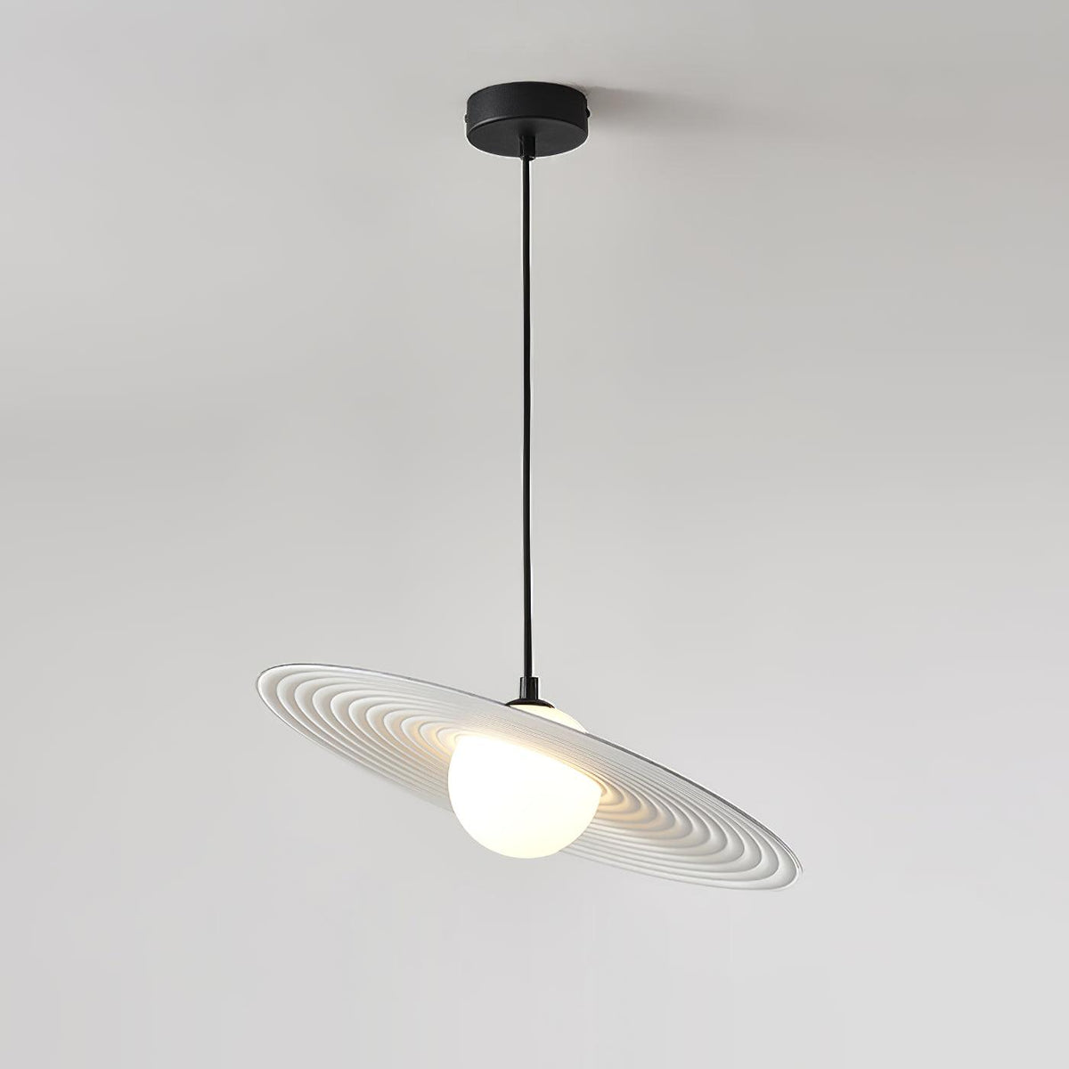 Viraalise hanglamp PE LED plaat wit en zwart