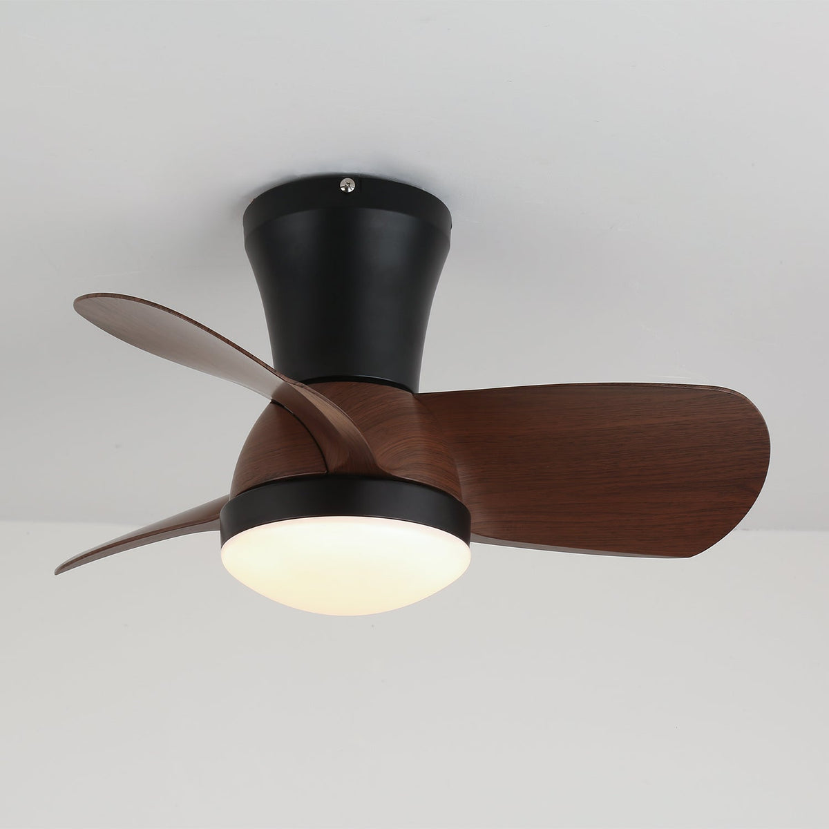 Aldaira Moderne plafondventilator met verlichting van walnoothout