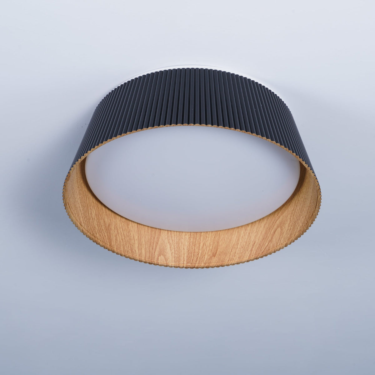 Rineia plafondlamp geribbelde trommelvorm hout elegant hedendaags