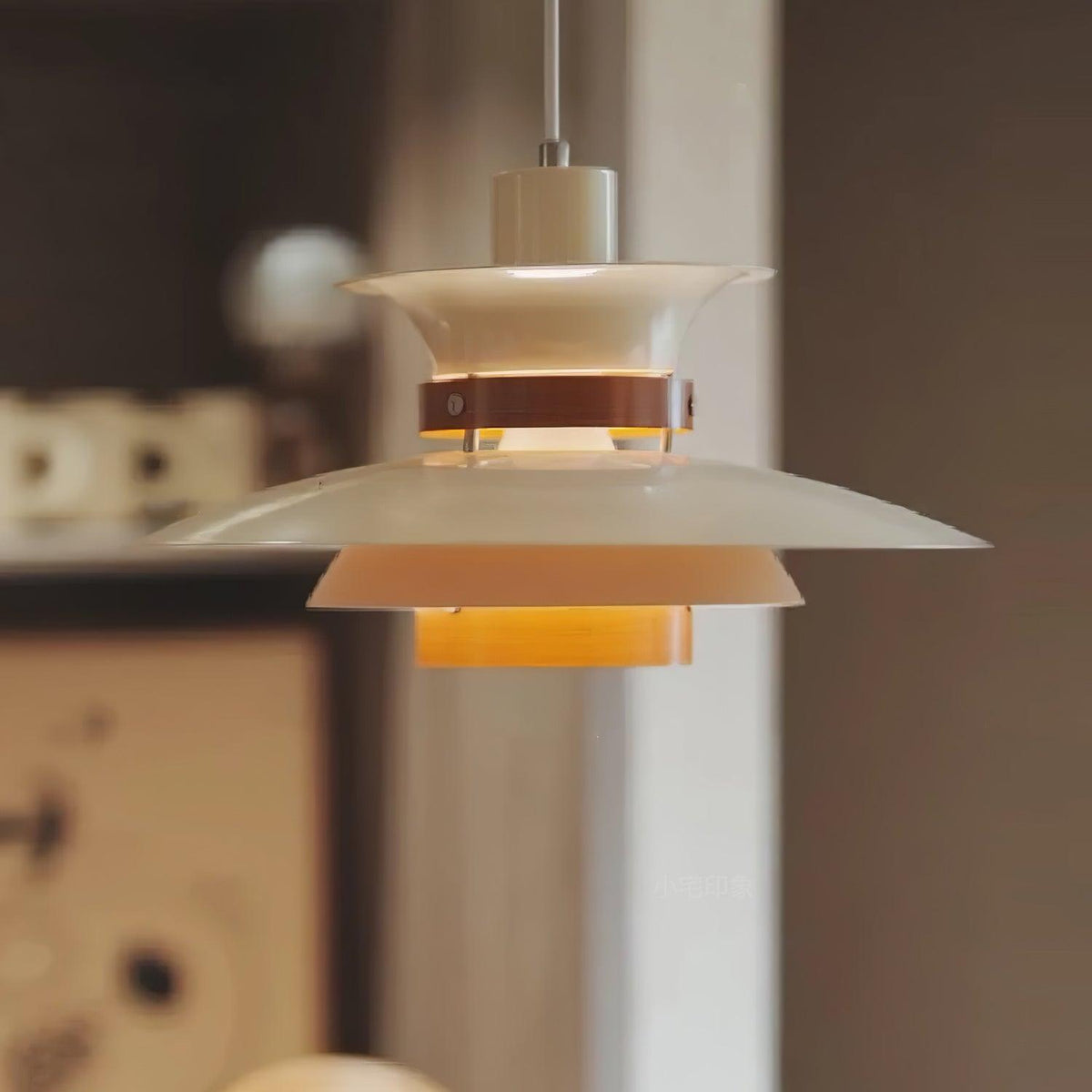 Sylelenne hanglamp van hout en staal