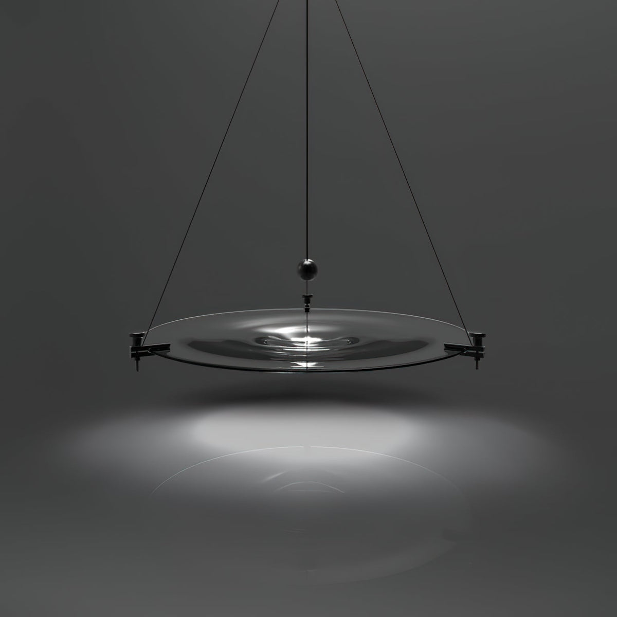 Aurivine hanglamp van messing met minimalistisch ontwerp