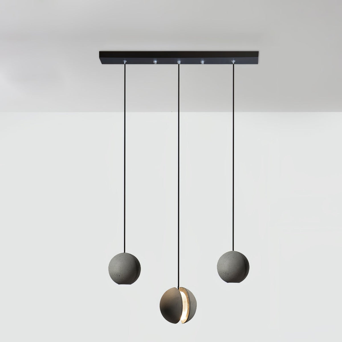 Umi hanglamp van beton met bolvormige maan Minimalistisch