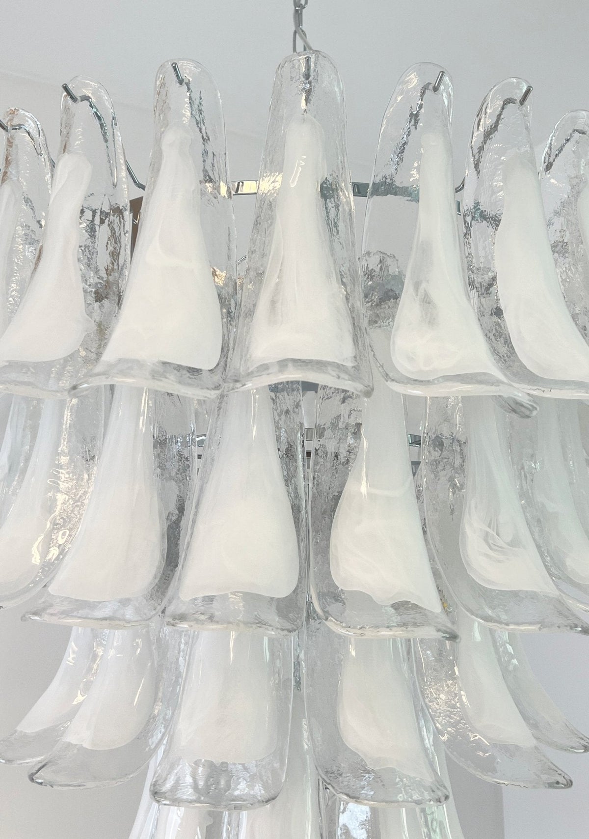 Eiroian kroonluchter met helder Murano-glas bloemblaadjes vintage