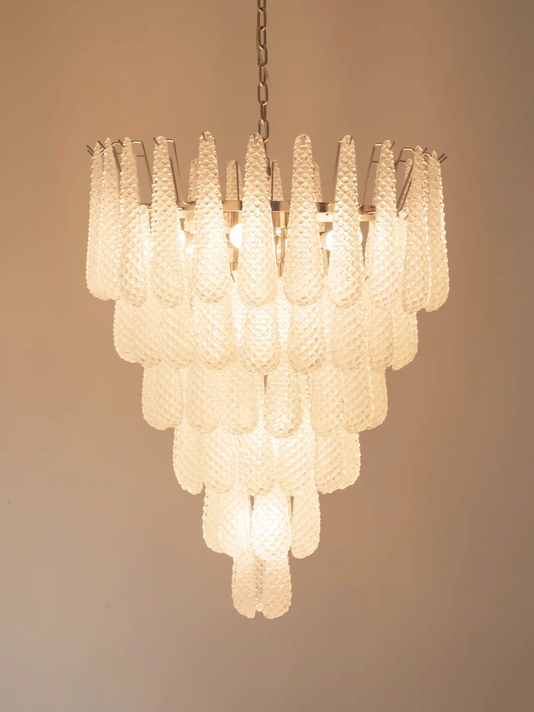 Velerian kroonluchter met textuur in Murano-glas