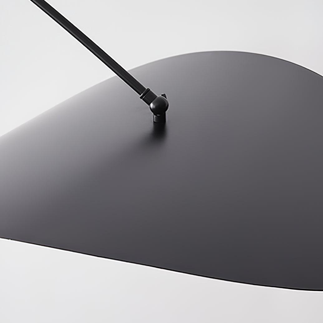 Tirove wandlamp van glas in minimalistisch ontwerp