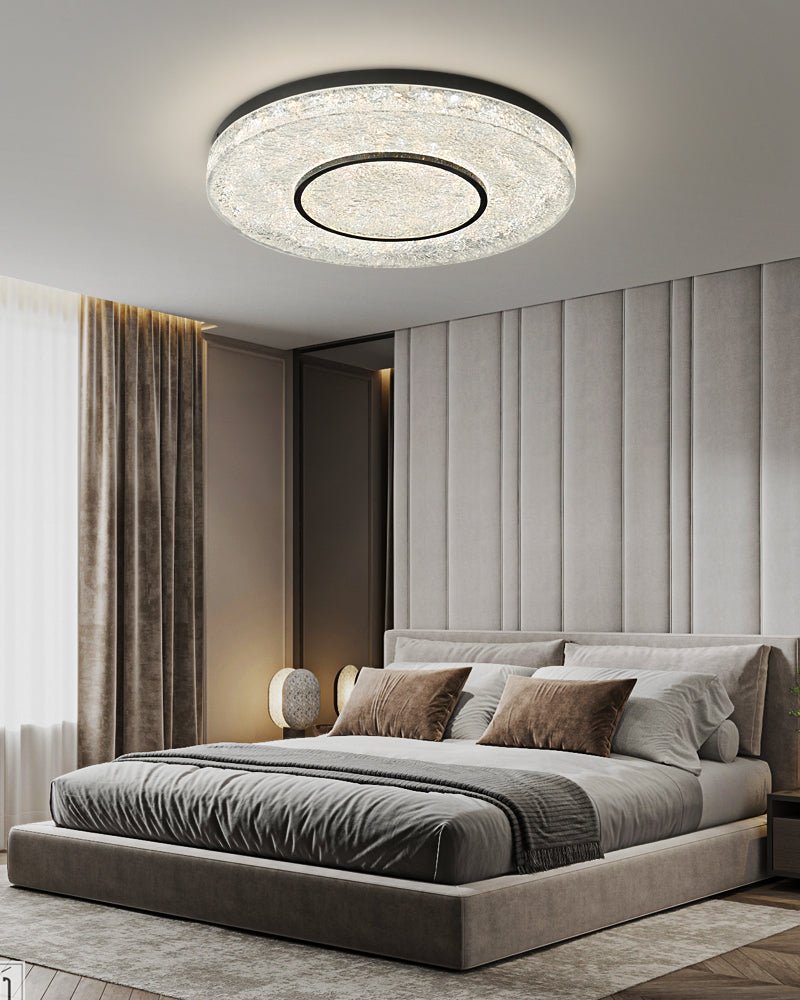 Auraora plafondlamp met mysterieuze cirkel van messing en hars