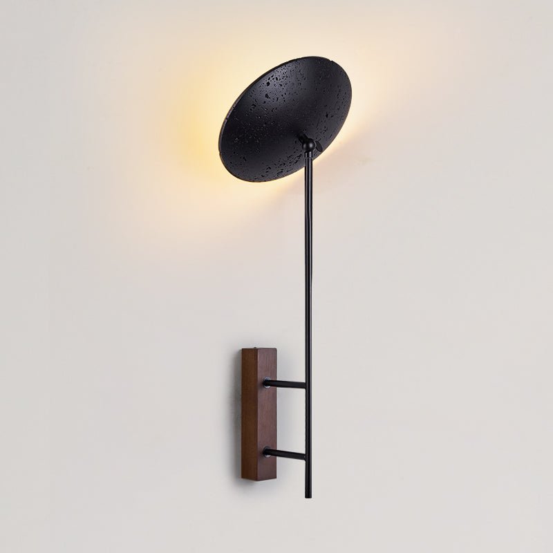 Fawn Sunflower Moderne wandlamp van zwart travertin en walnoot