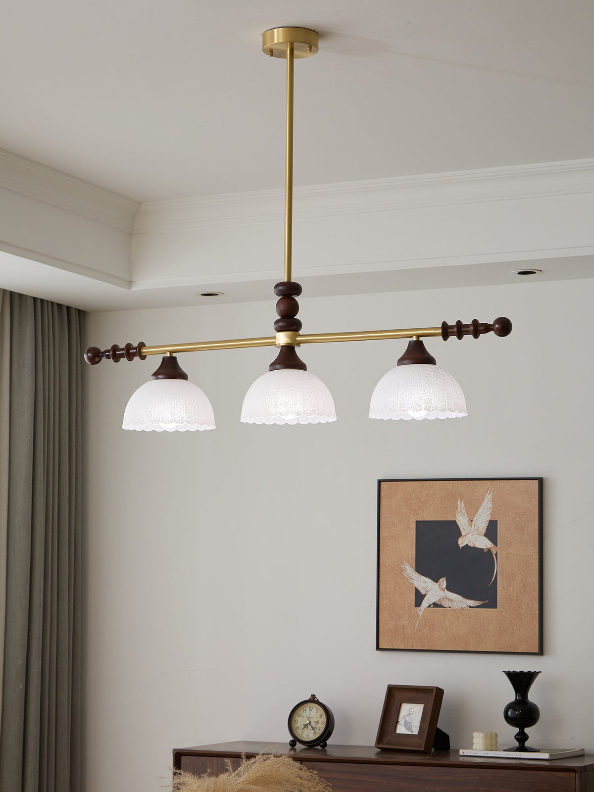 Codoriel Traditionele hanglamp van hout en glas voor eiland