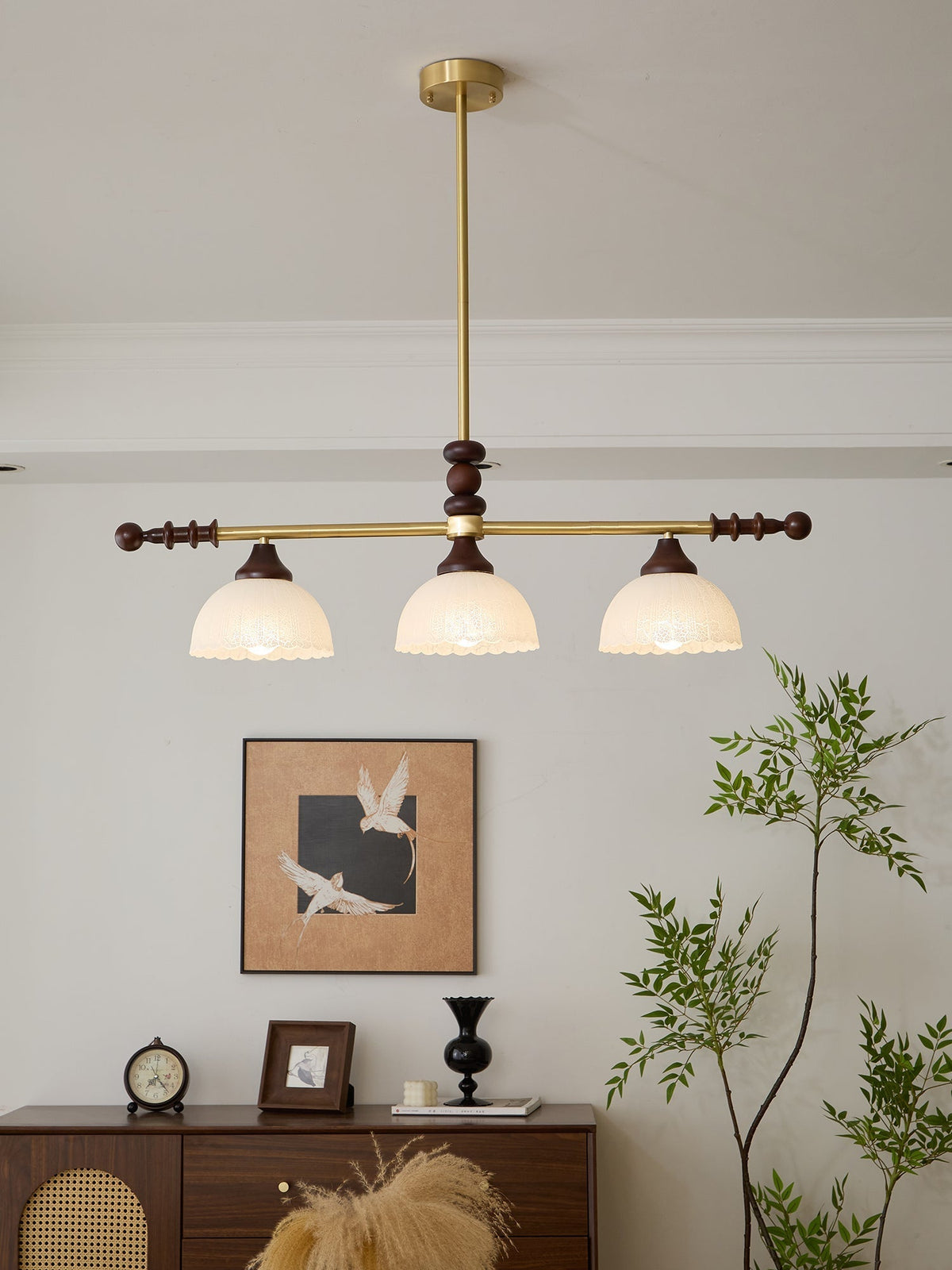 Codoriel Traditionele hanglamp van hout en glas voor eiland