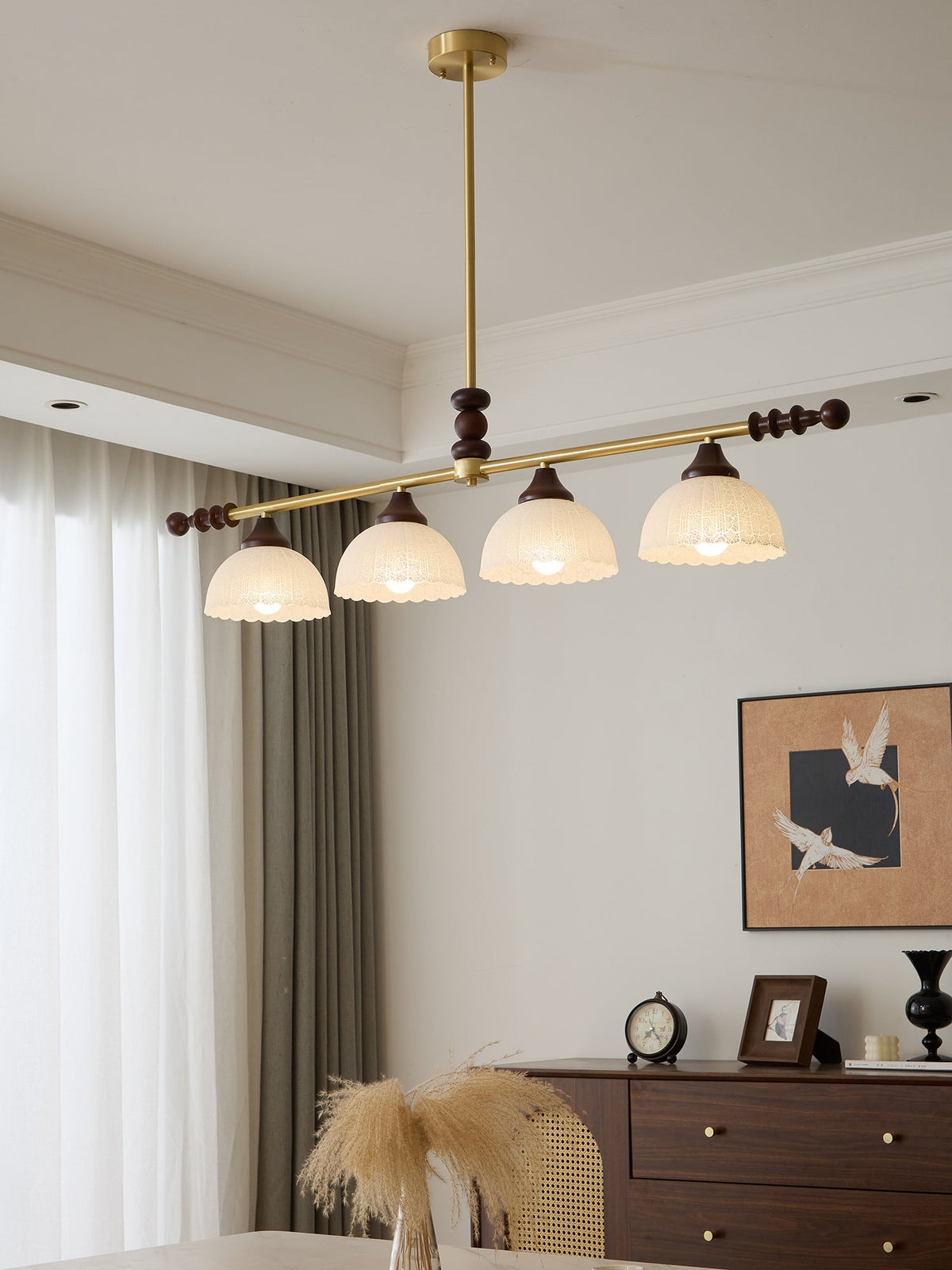 Codoriel Traditionele hanglamp van hout en glas voor eiland