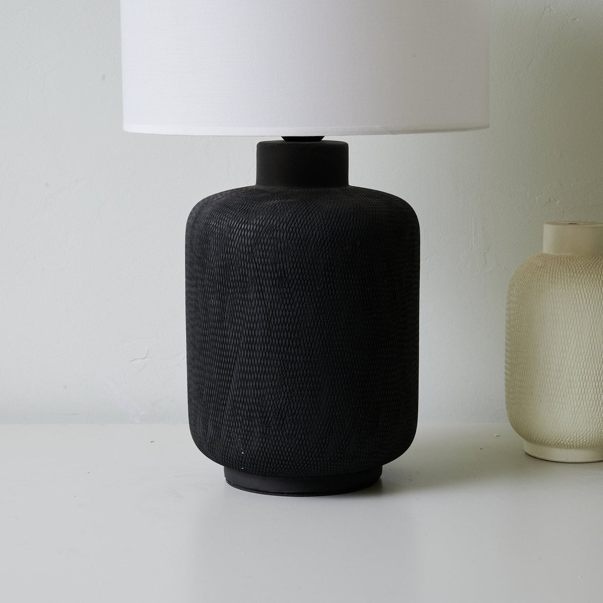 Burce Moderne tafellamp van keramiek