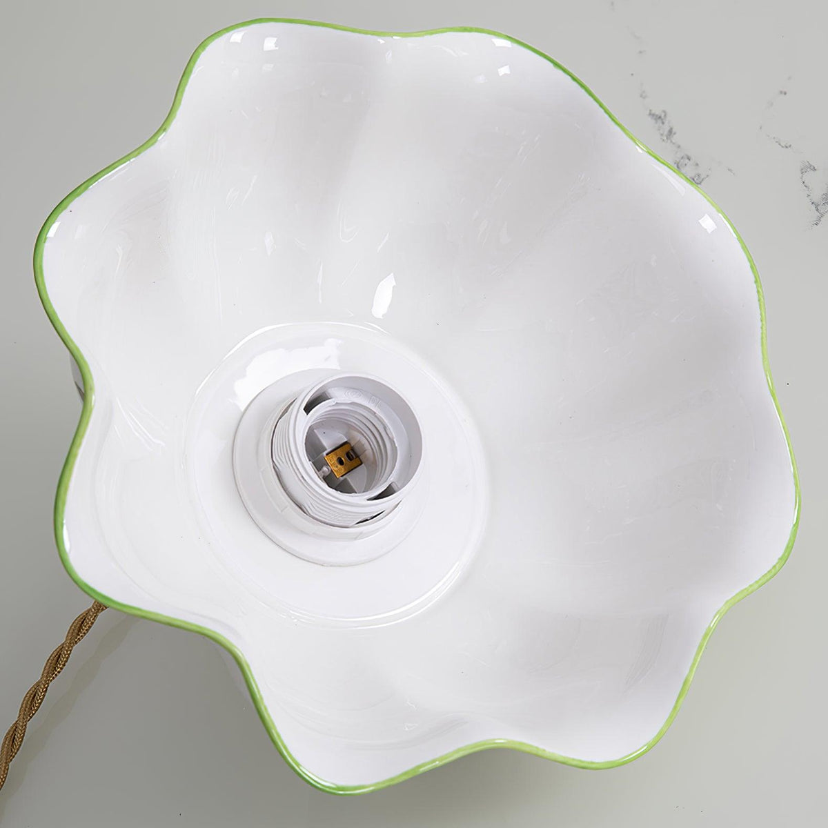 Lumina hanglamp keramisch bloemblaadje met vlinders vintage